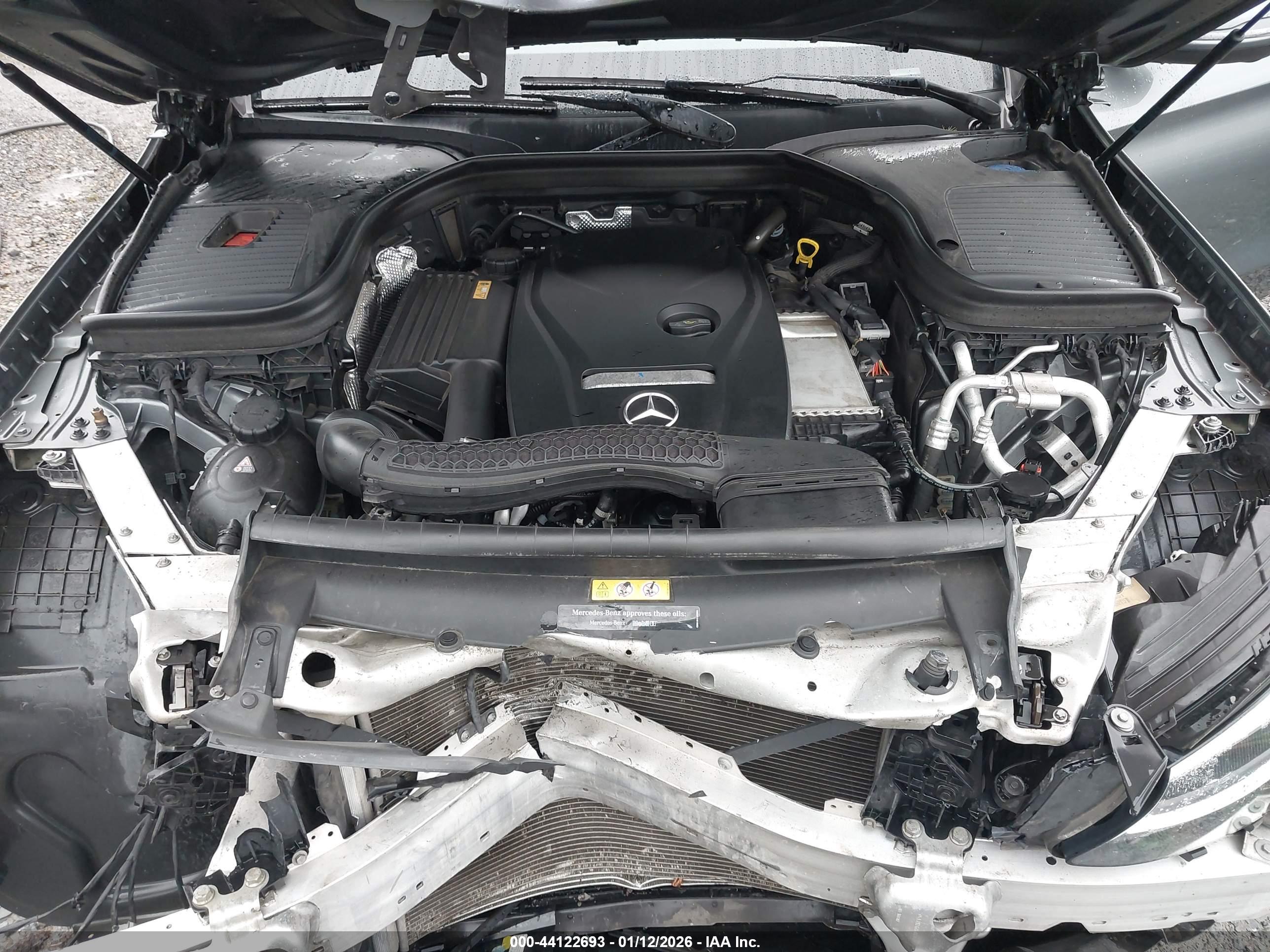 MERCEDES-BENZ GLC image 10
