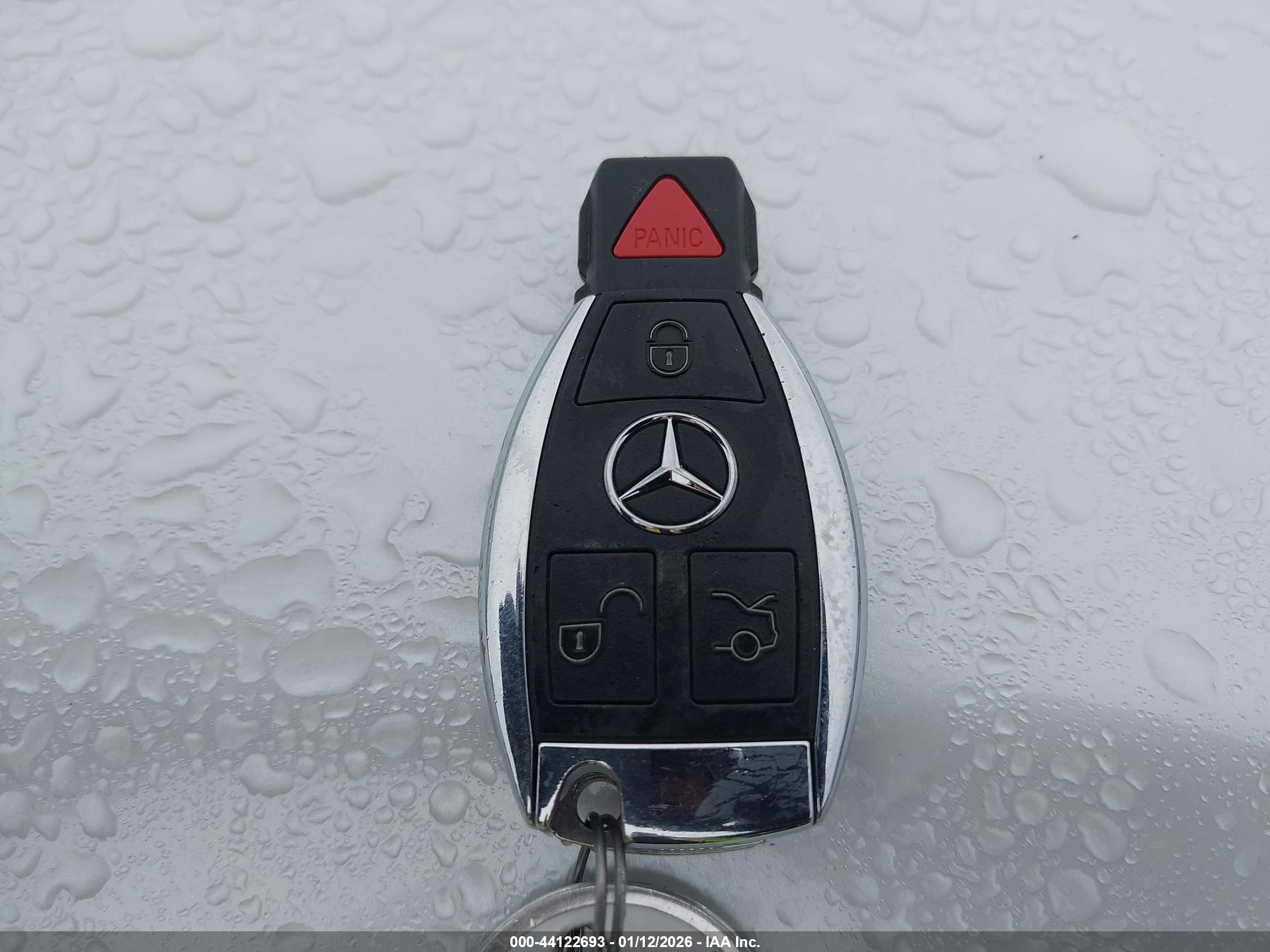 MERCEDES-BENZ GLC image 11