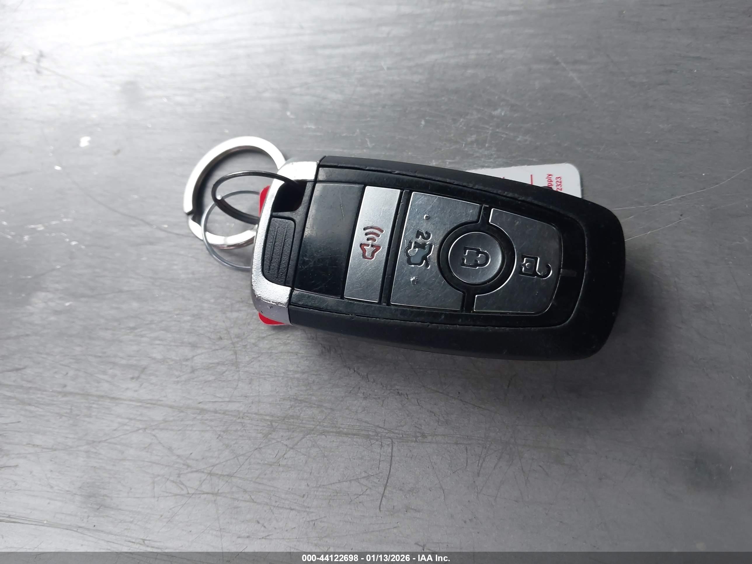 FORD FUSION image 11