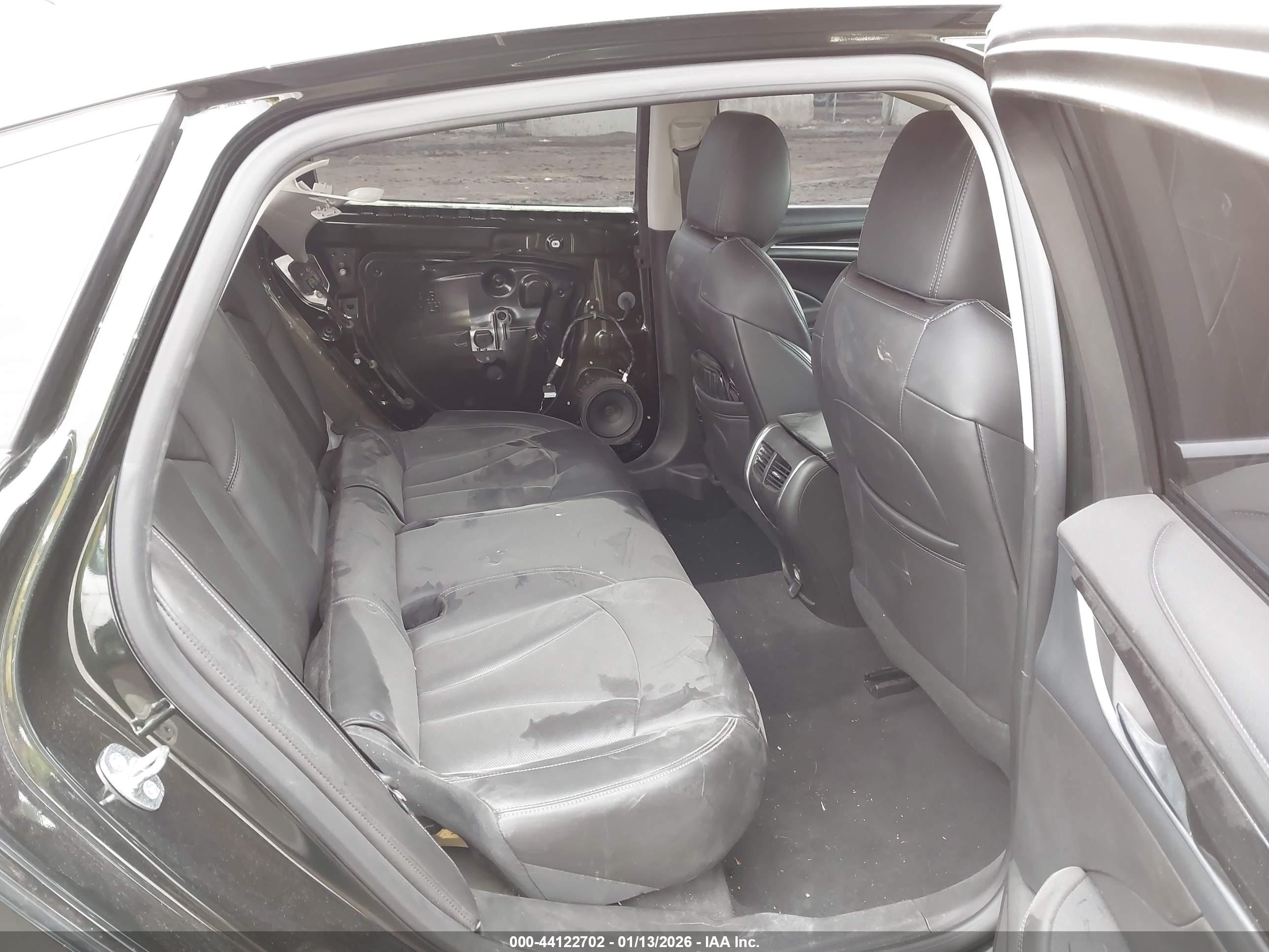 BUICK LACROSSE image 8