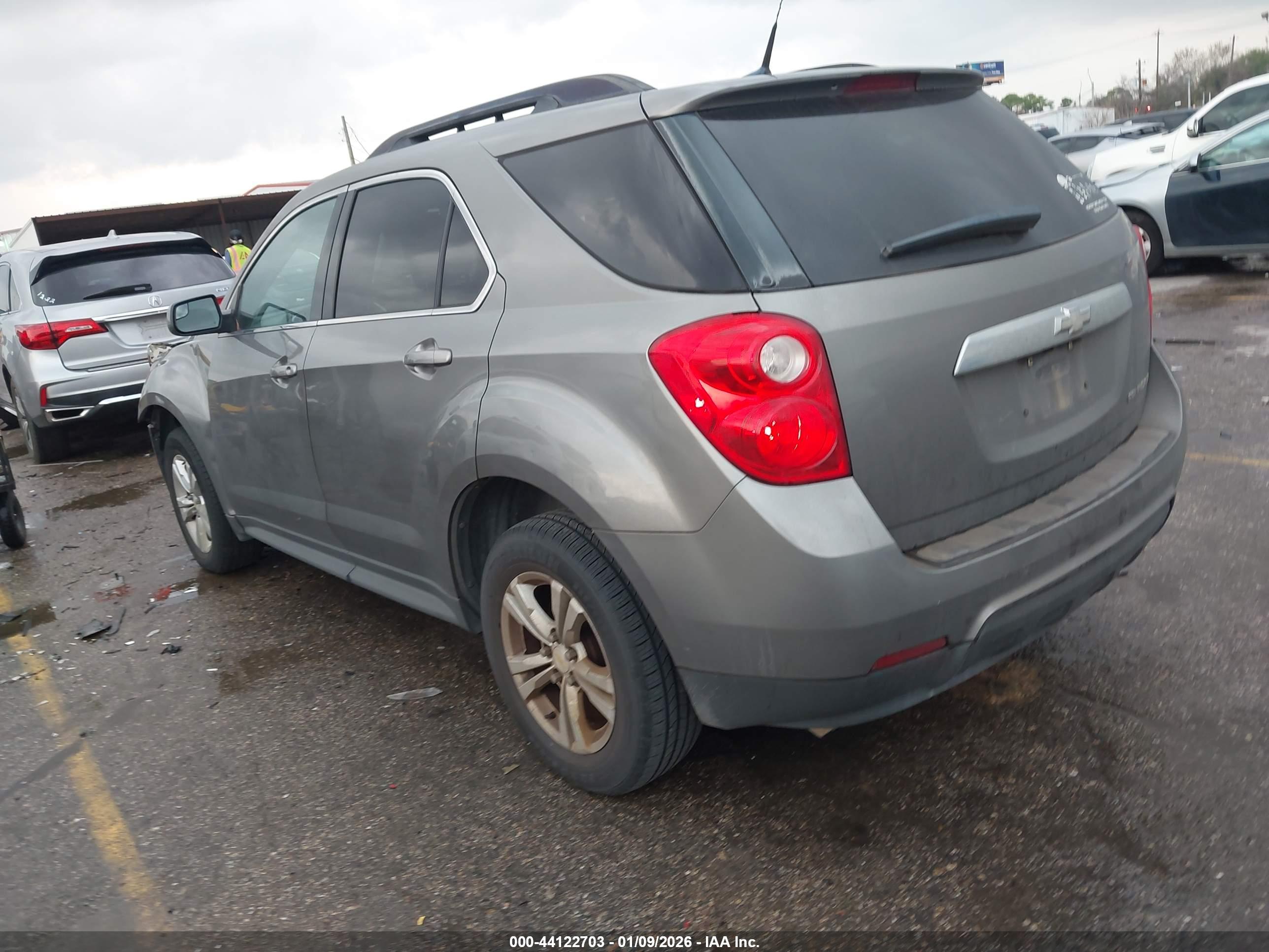 CHEVROLET EQUINOX image 3