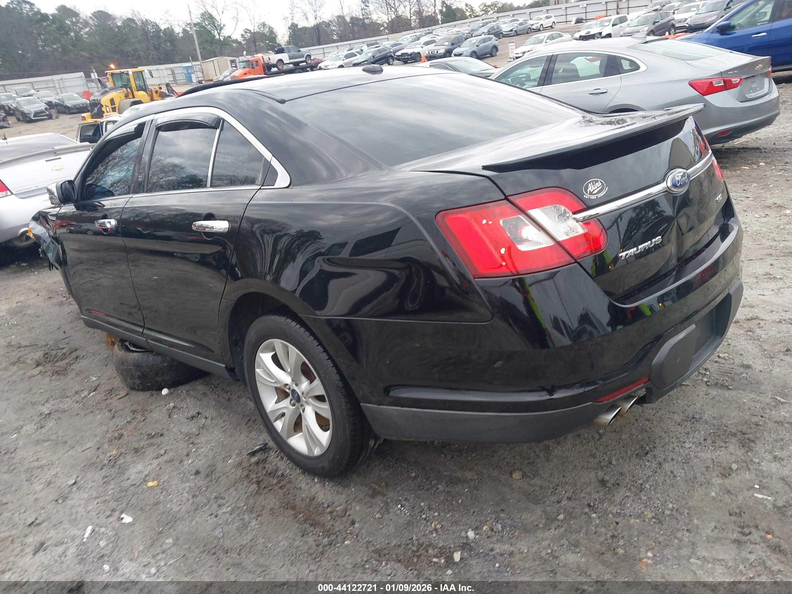 FORD TAURUS image 3