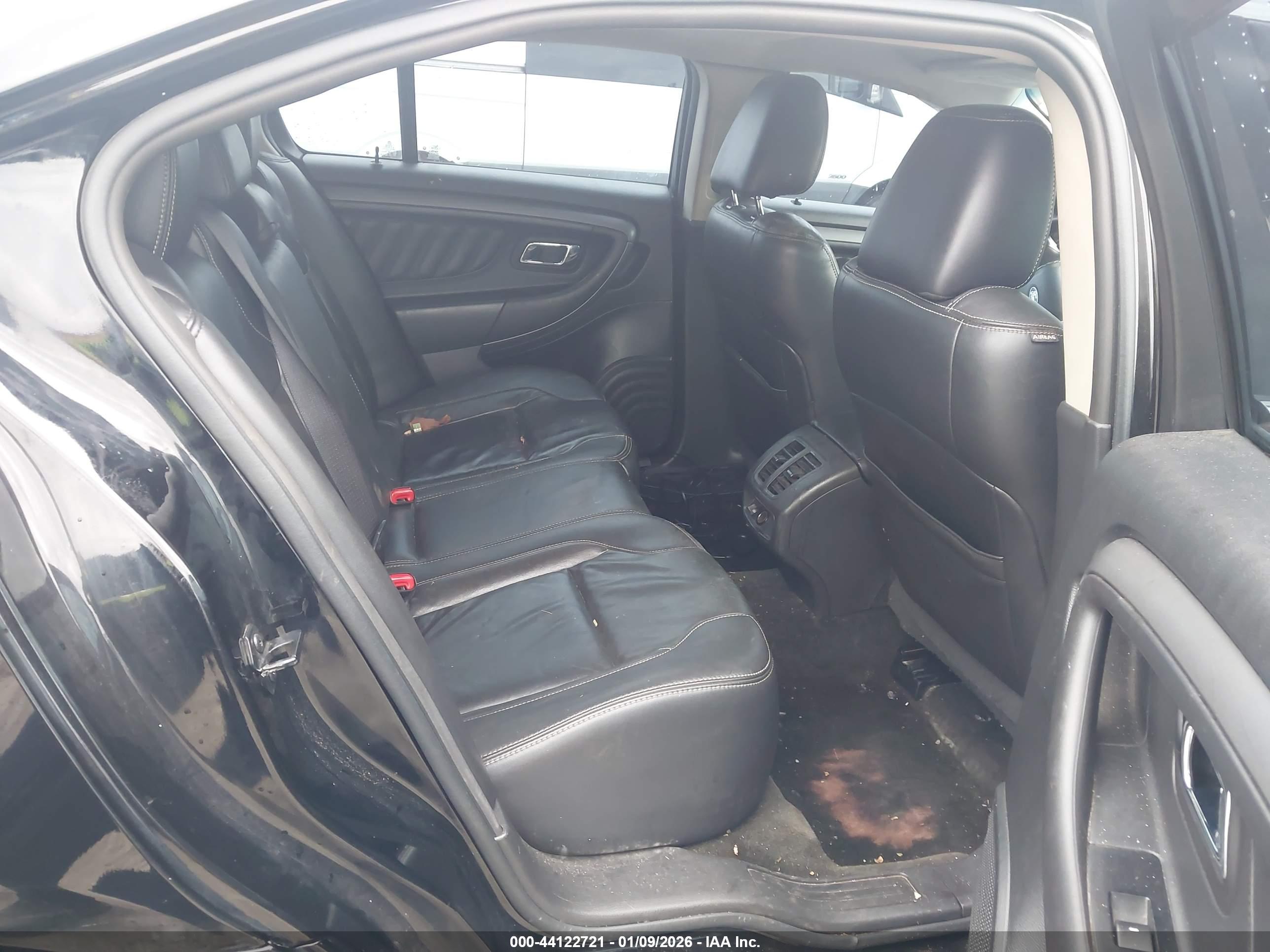 FORD TAURUS image 8
