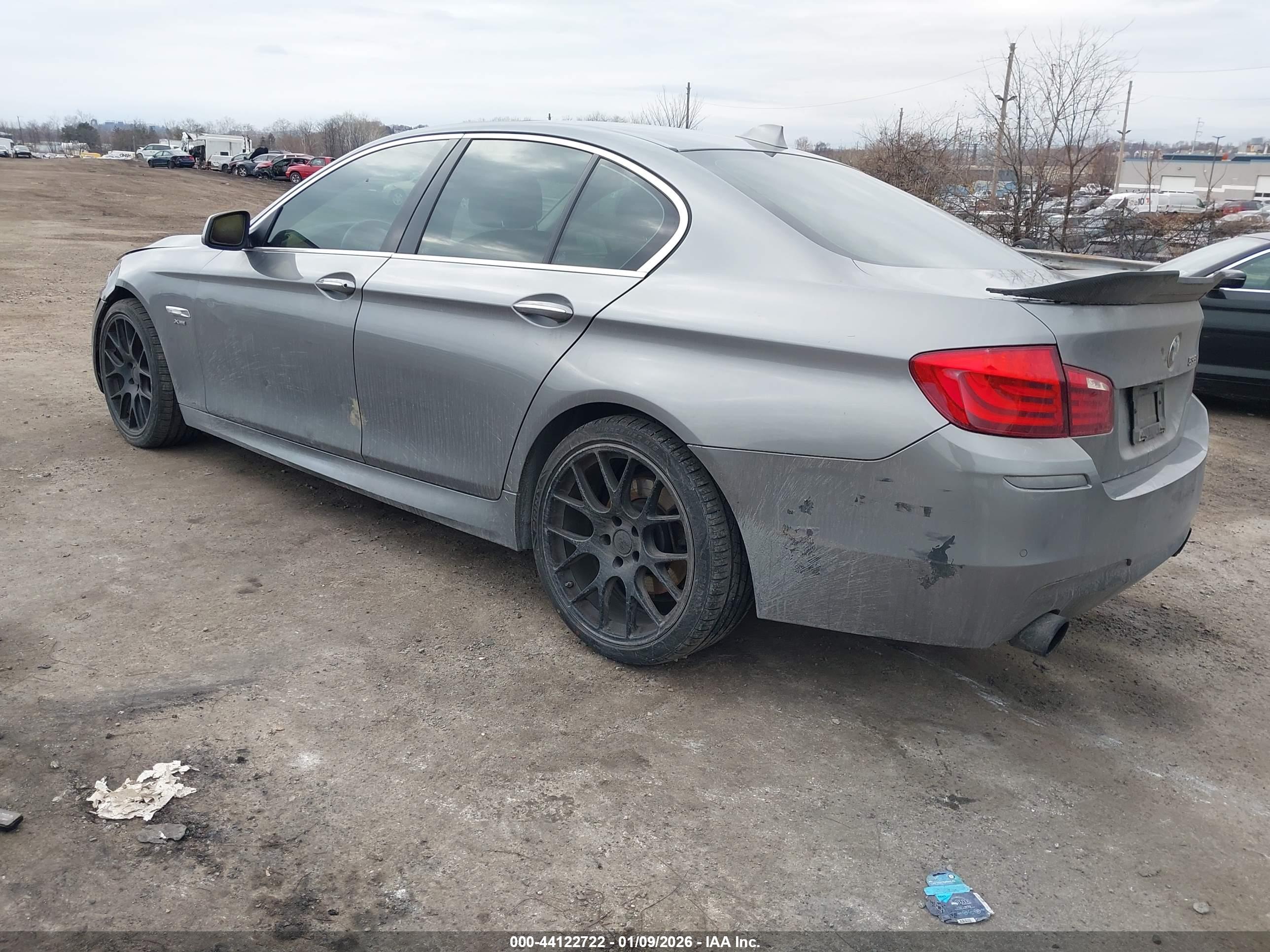 BMW 535I image 3