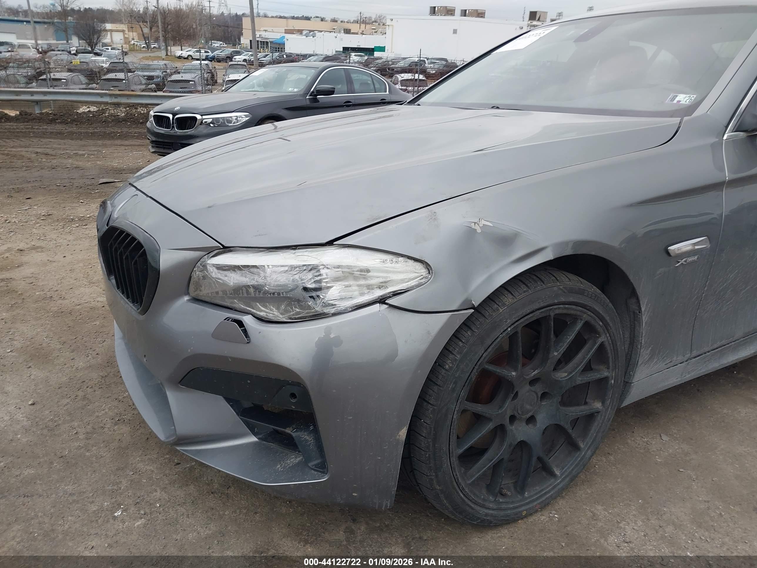 BMW 535I image 6