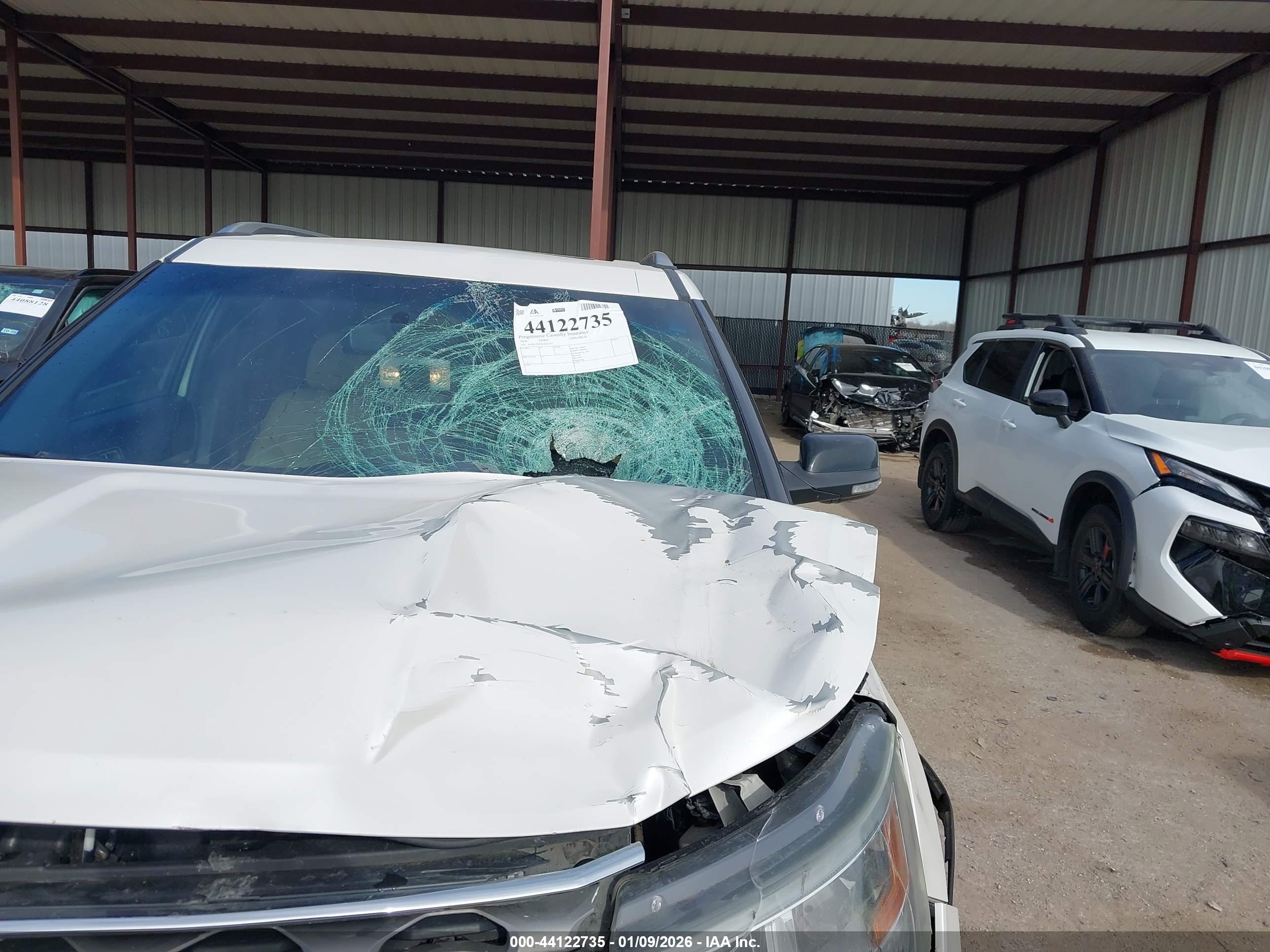 FORD EXPLORER image 6