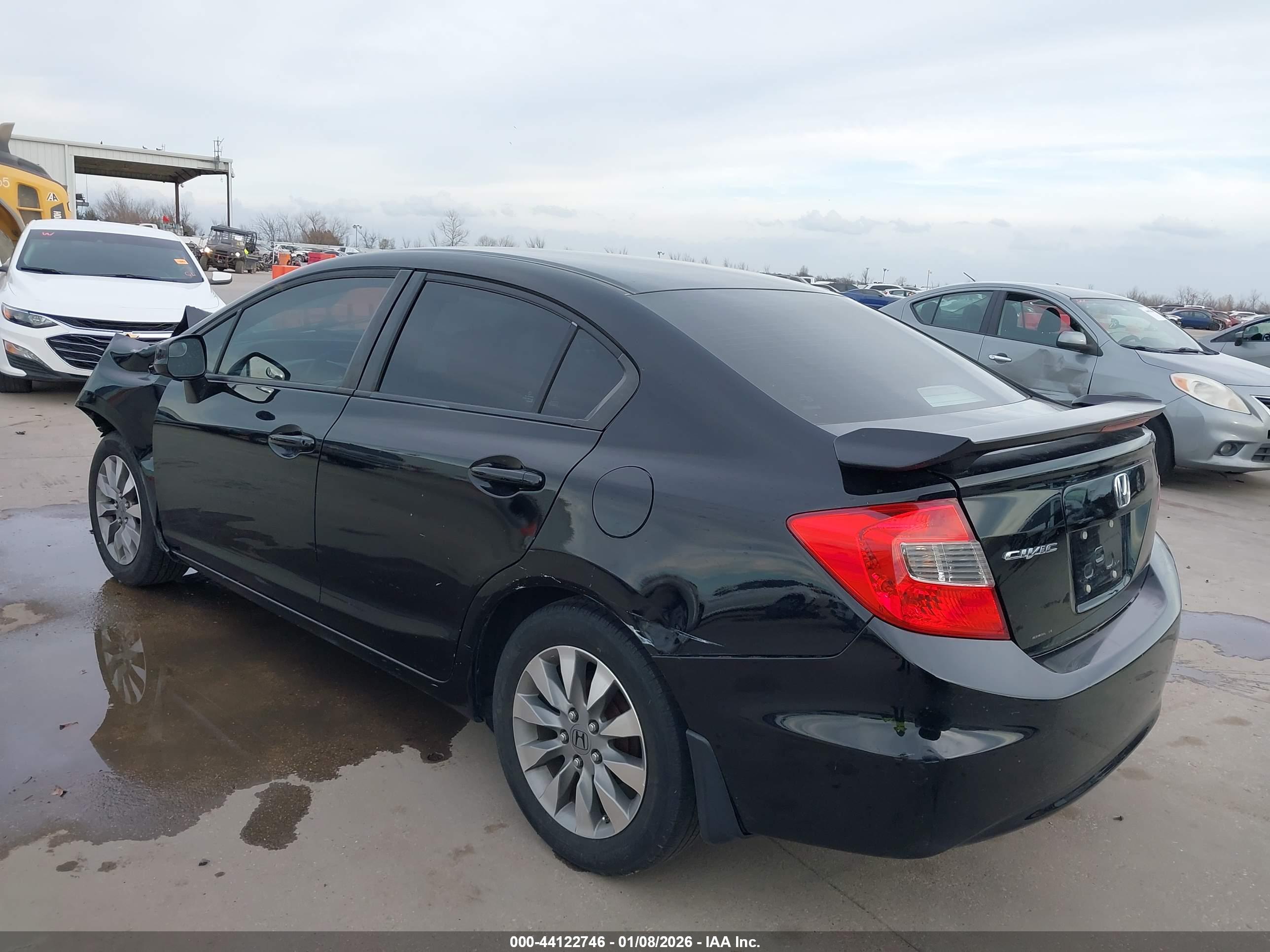 HONDA CIVIC image 3