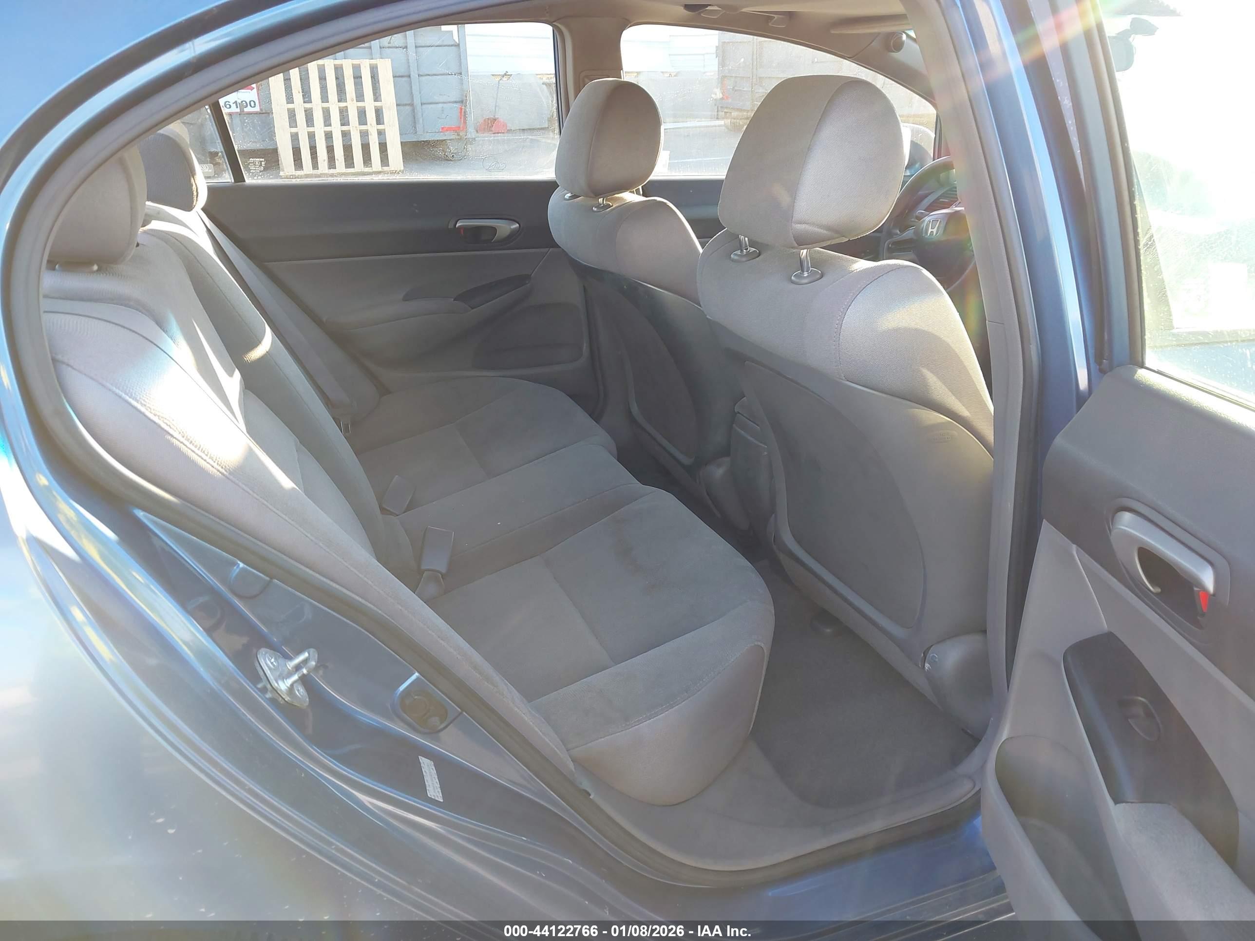 HONDA CIVIC image 8
