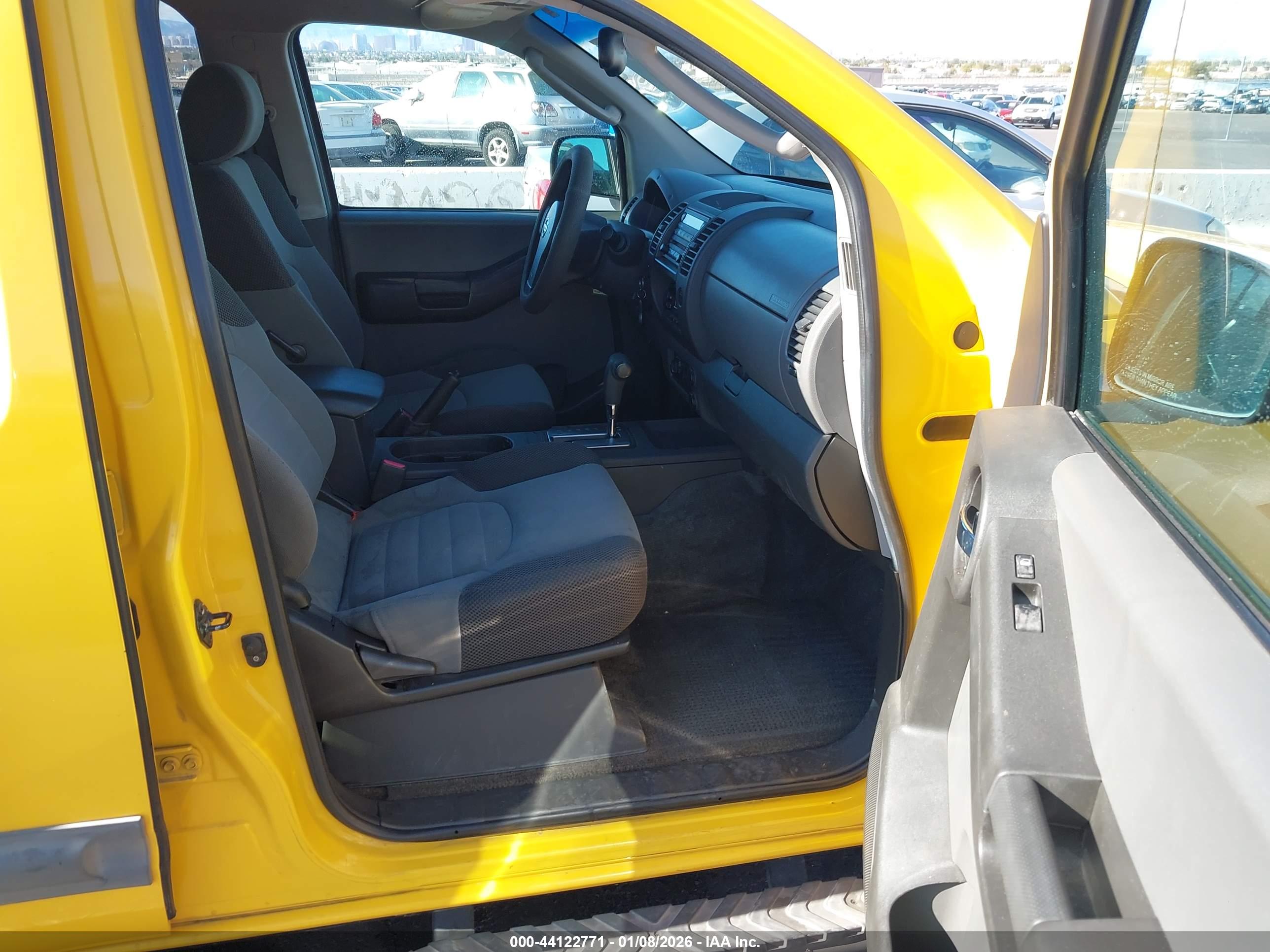 NISSAN XTERRA image 5