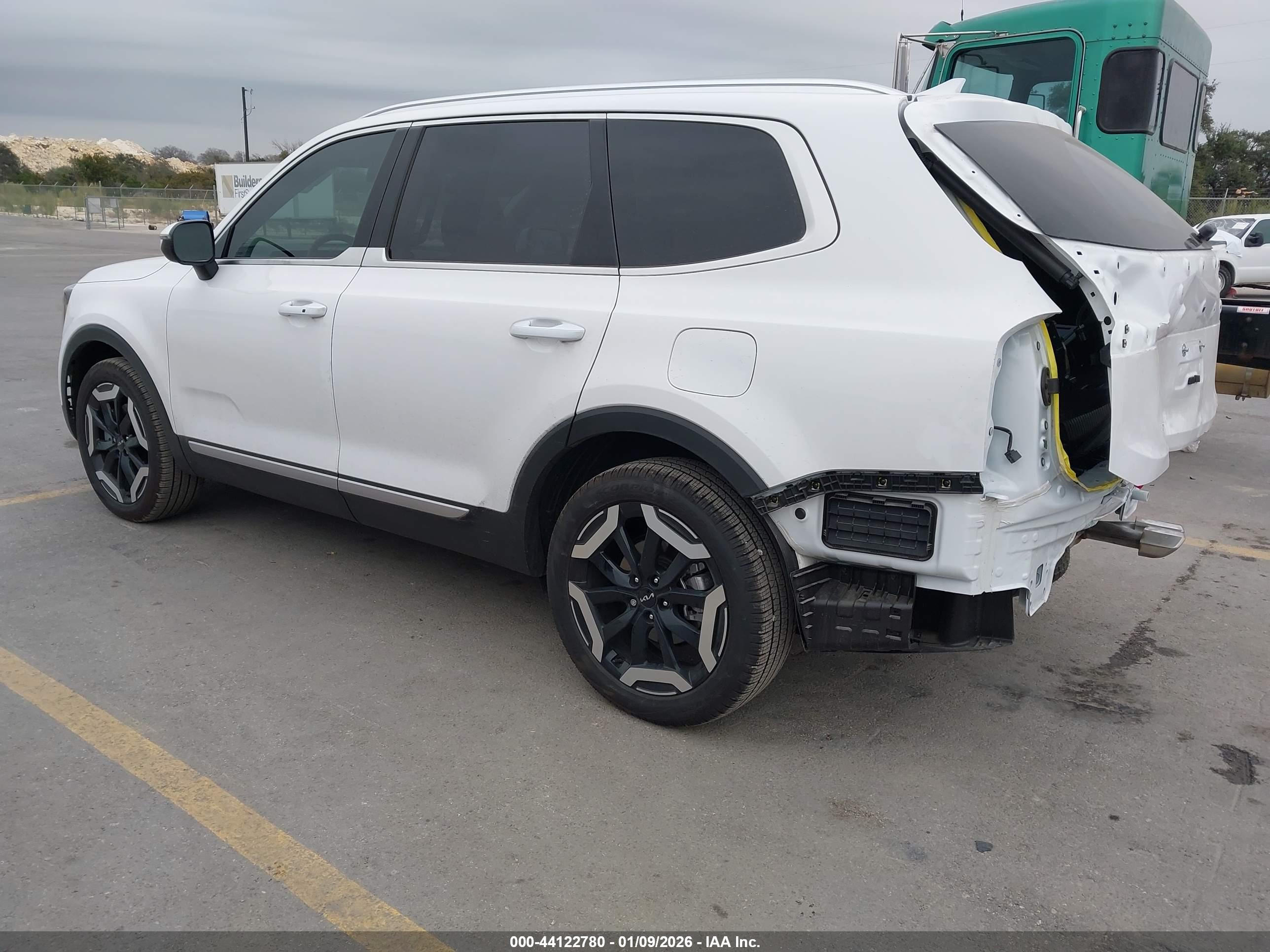 KIA TELLURIDE image 3