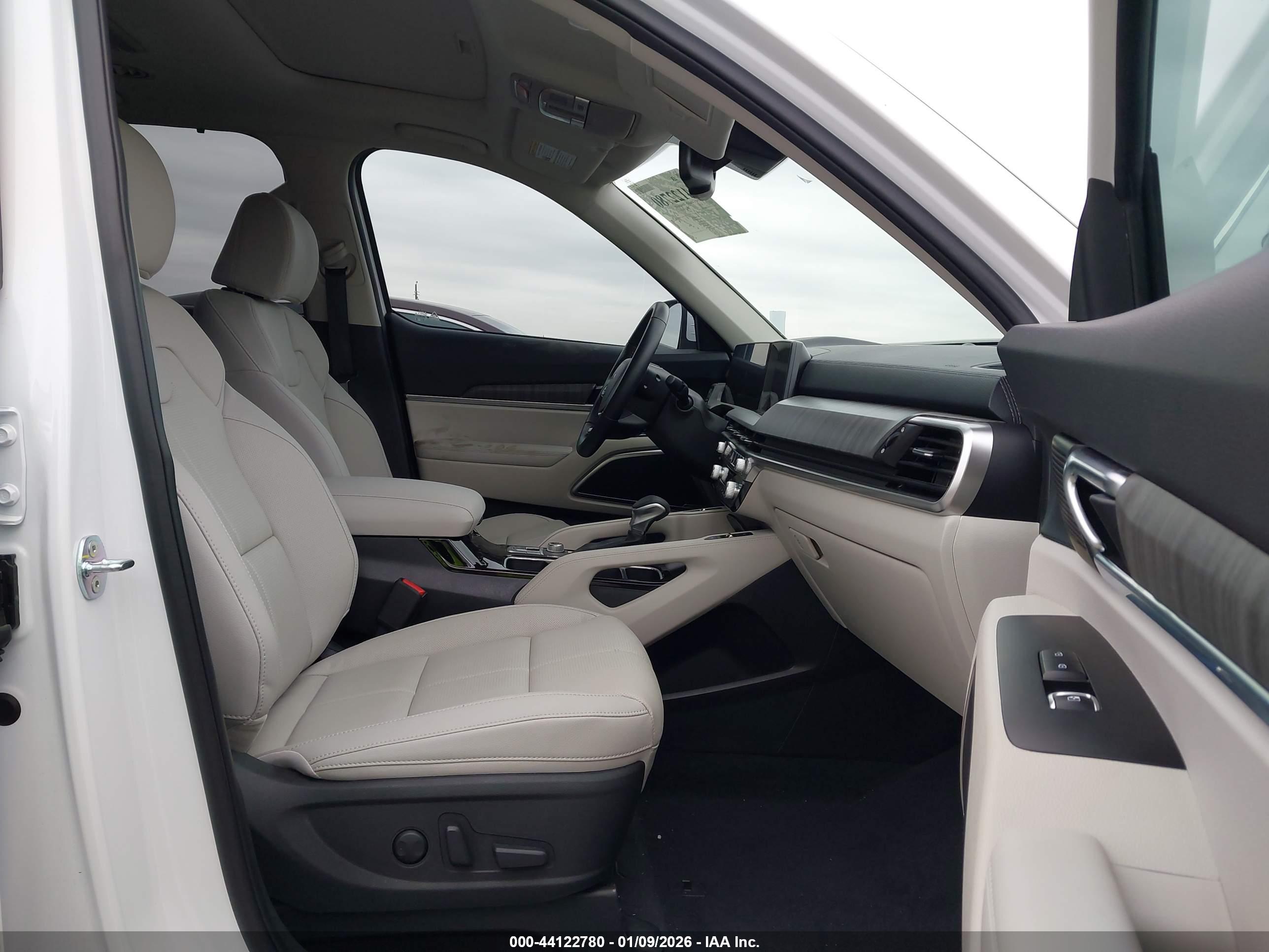 KIA TELLURIDE image 5