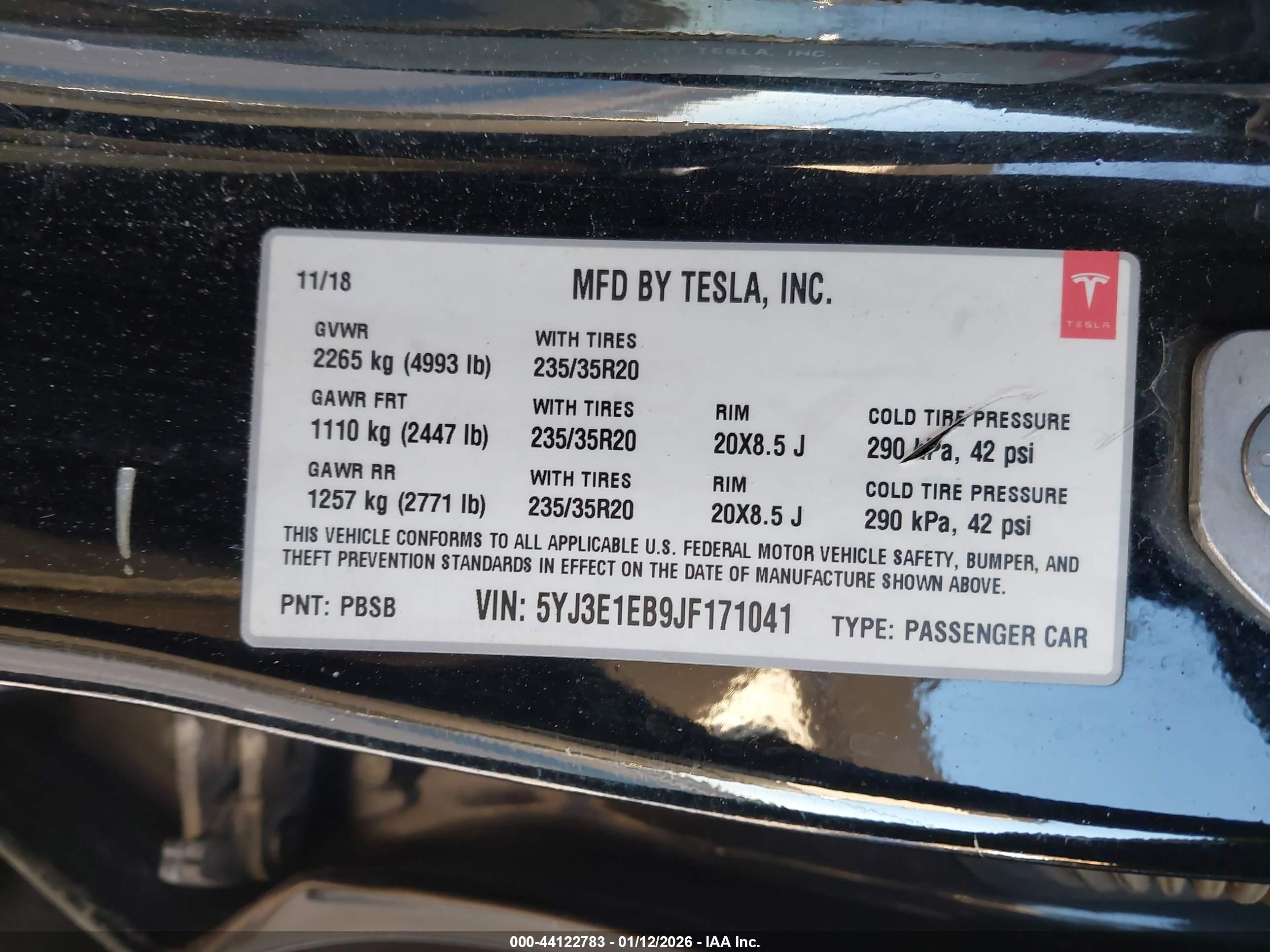 TESLA MODEL image 9