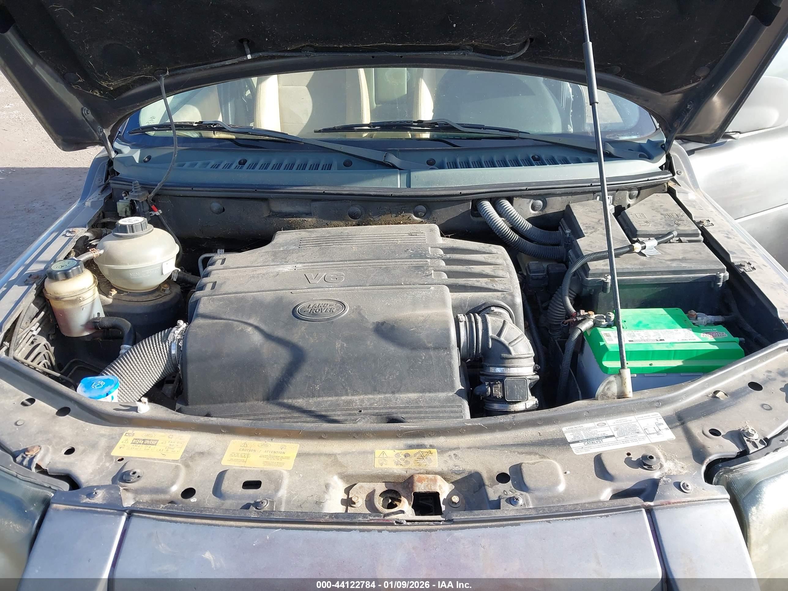 LAND ROVER image 10