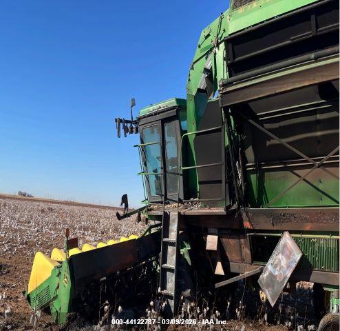 JOHN DEERE image 10