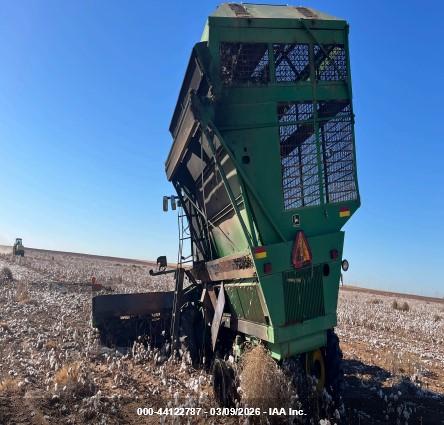 JOHN DEERE image 3