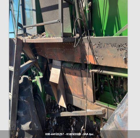 JOHN DEERE image 7
