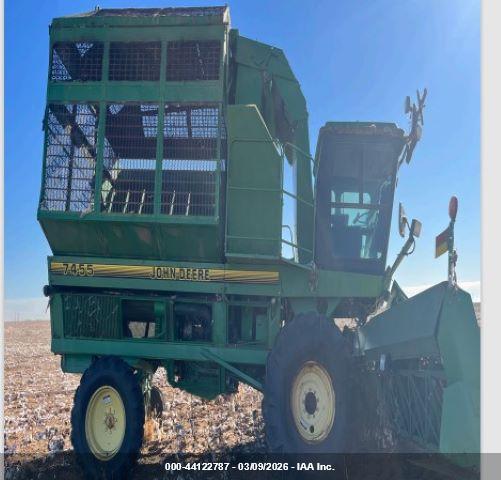 JOHN DEERE image 8