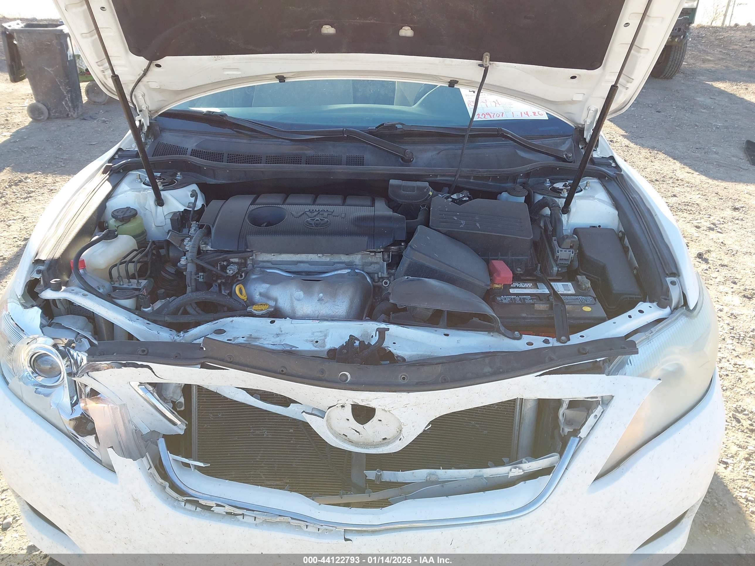 TOYOTA CAMRY image 10