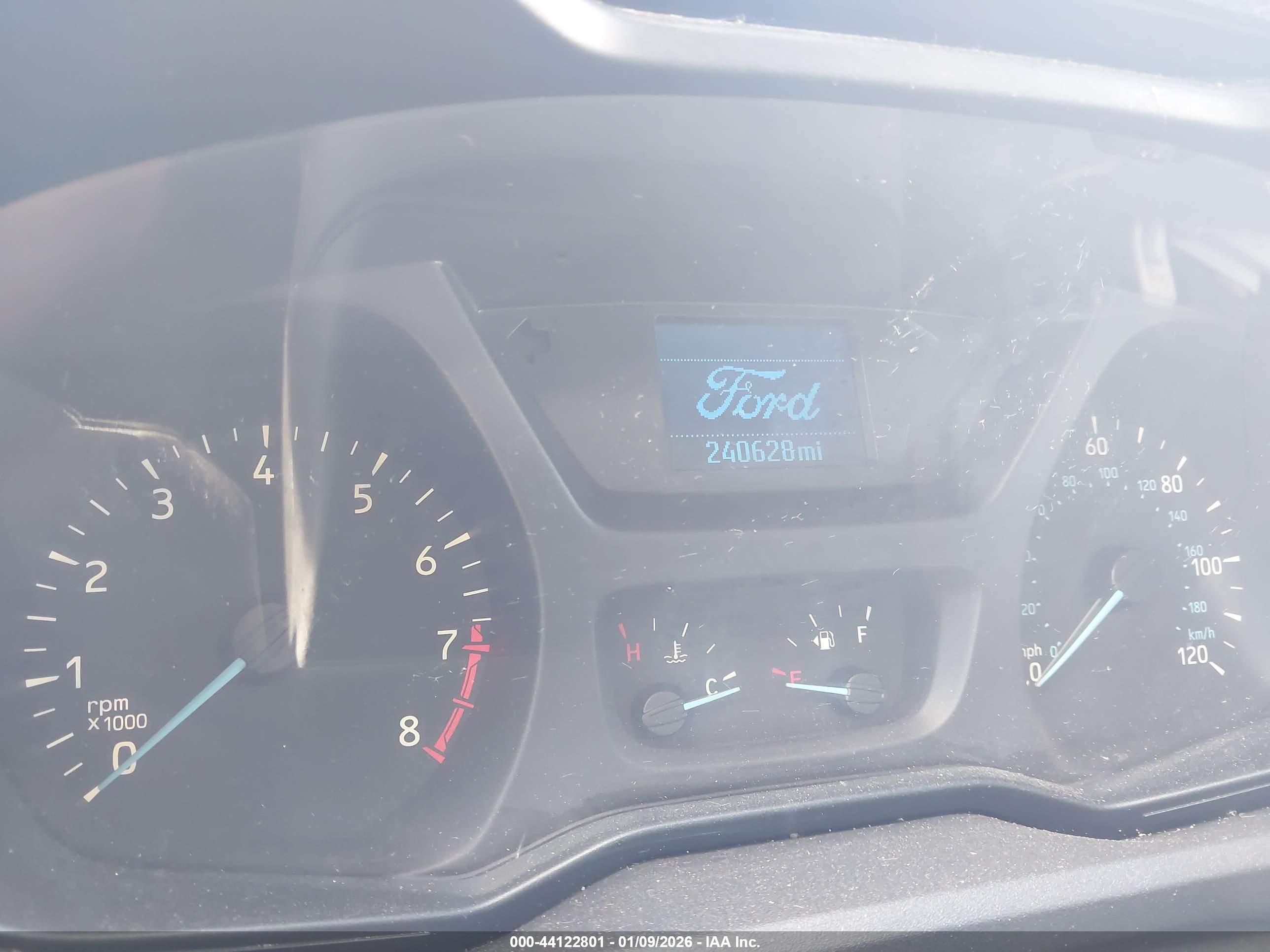 FORD TRANSIT-250 image 7