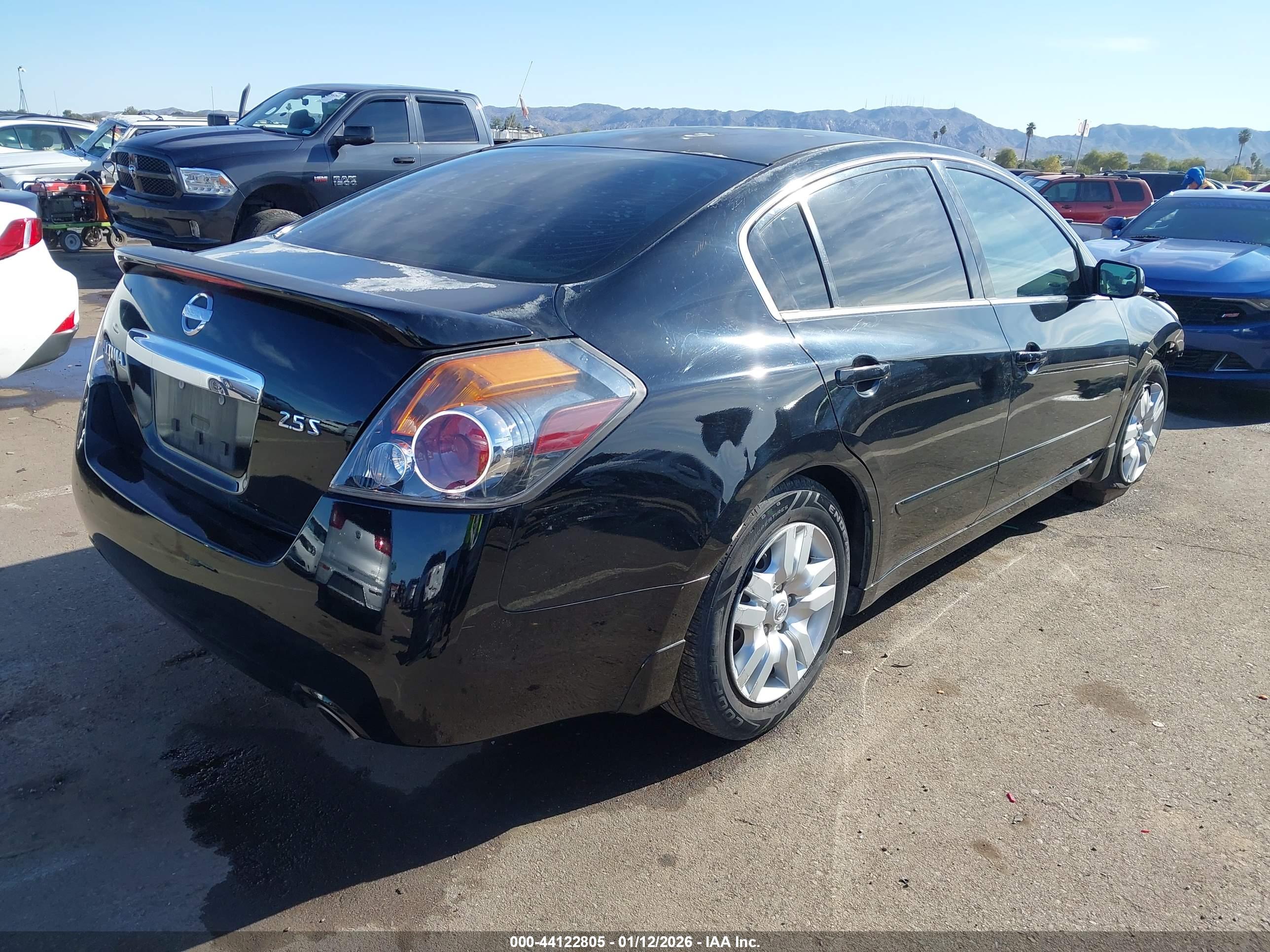 NISSAN ALTIMA image 4