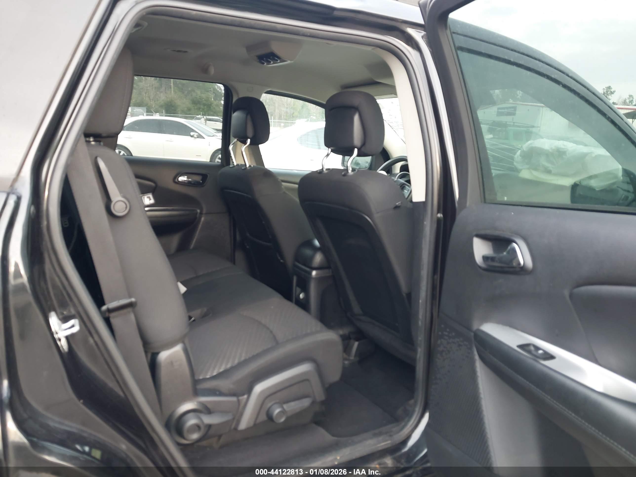 DODGE JOURNEY image 8
