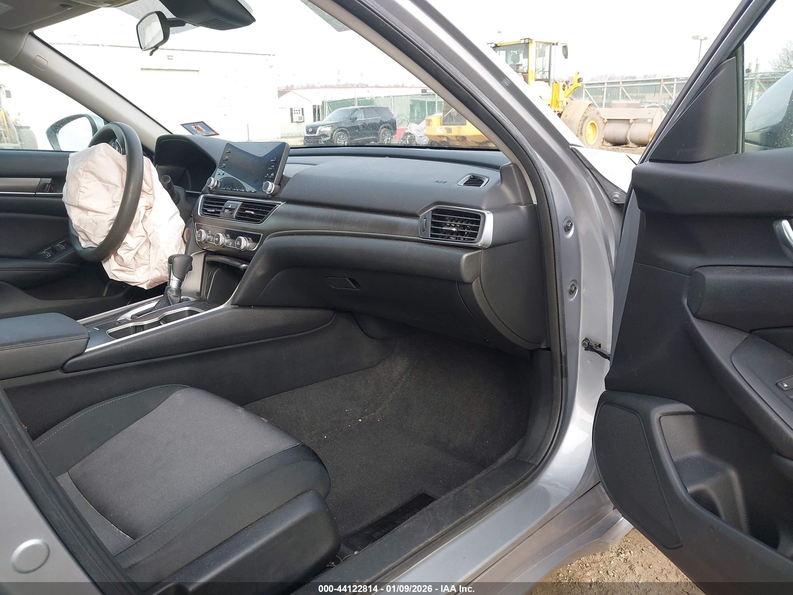 HONDA ACCORD image 5