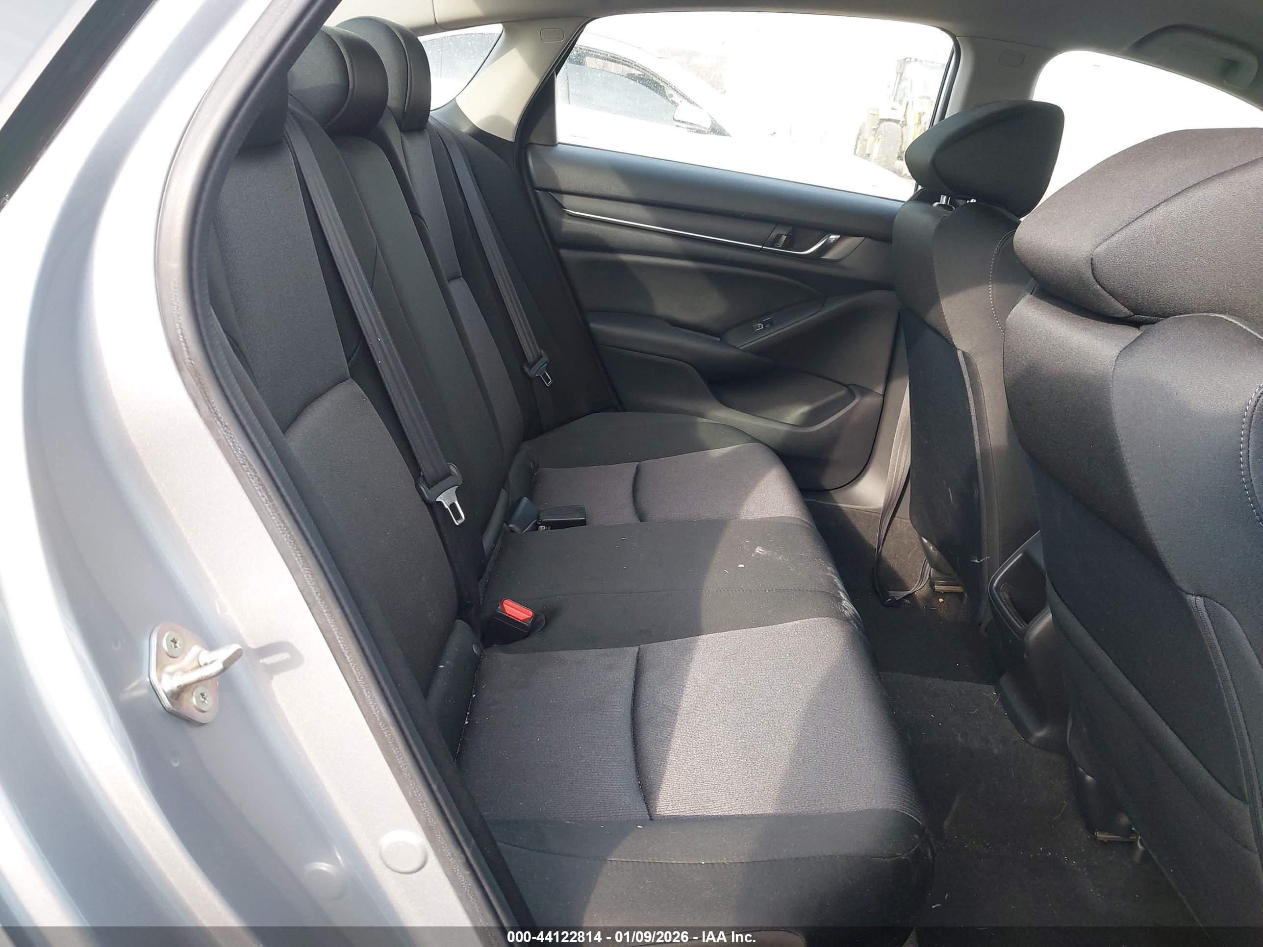 HONDA ACCORD image 8
