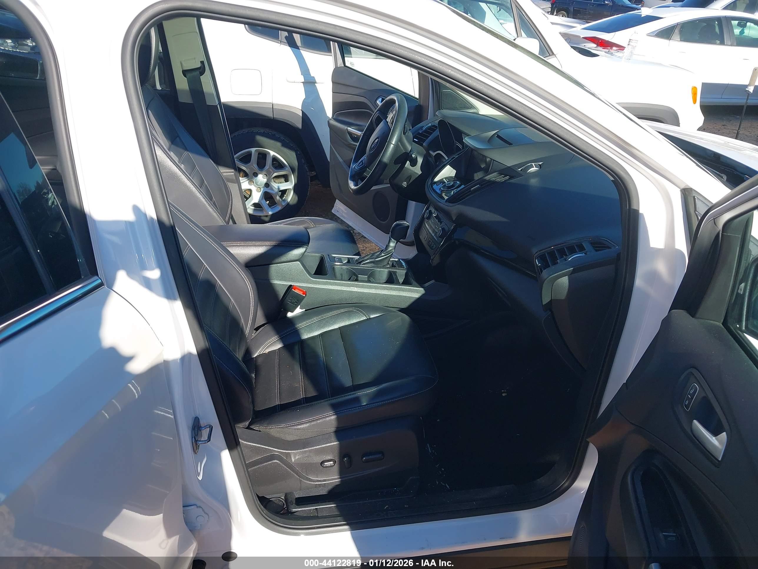 FORD ESCAPE image 5