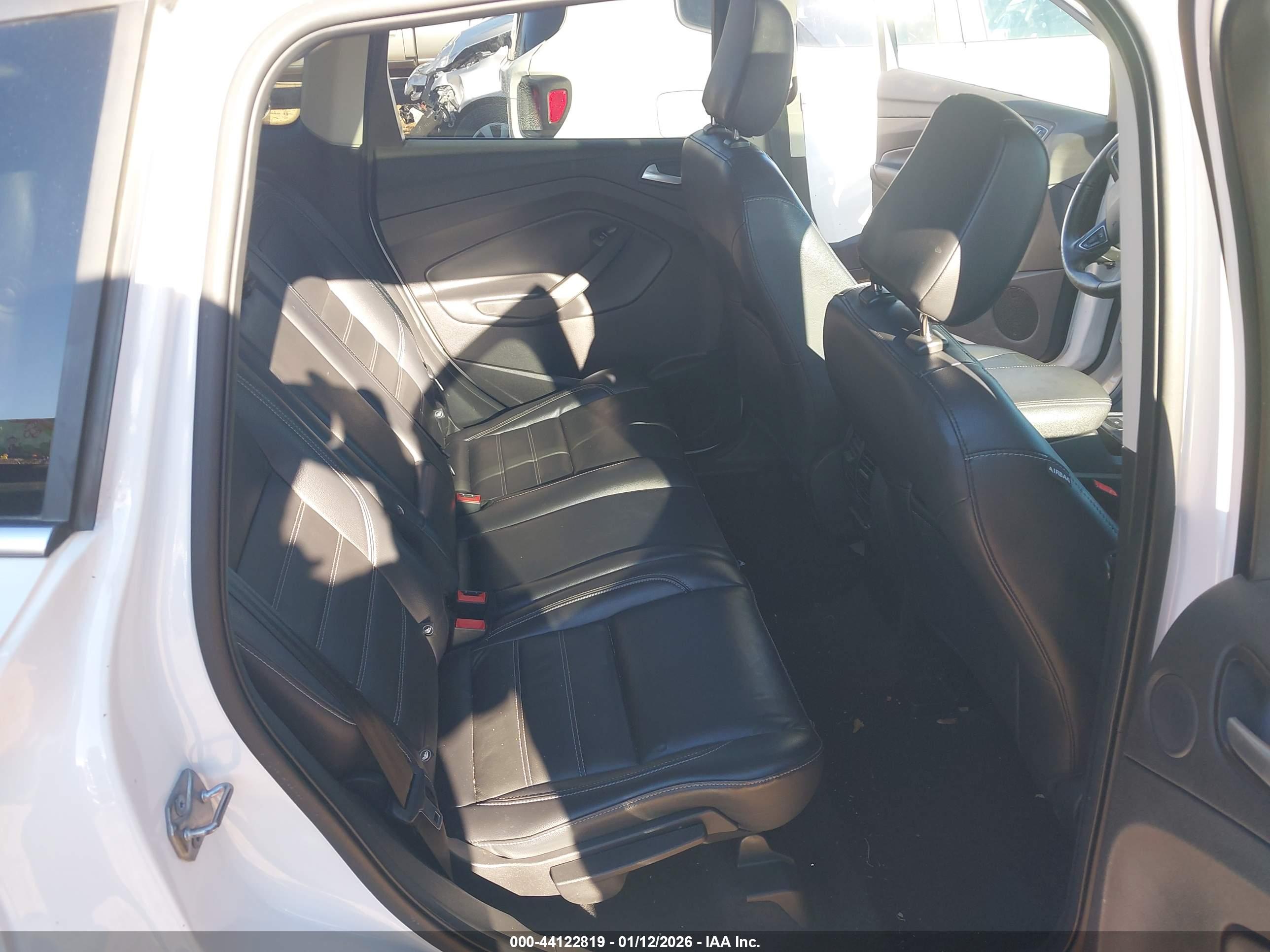 FORD ESCAPE image 8