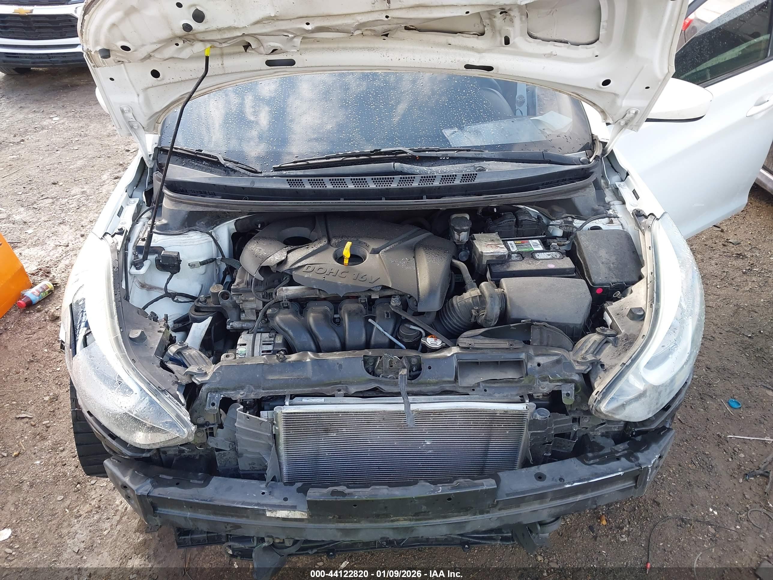 HYUNDAI ELANTRA image 10