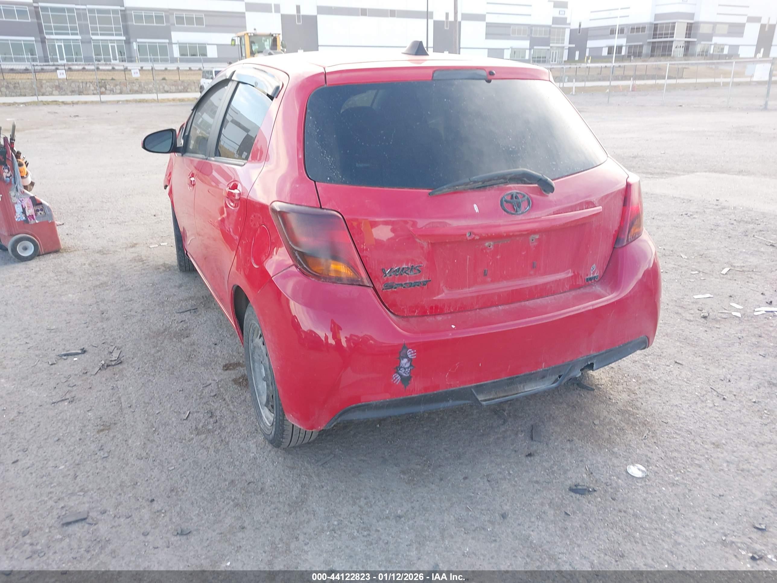 TOYOTA YARIS image 3