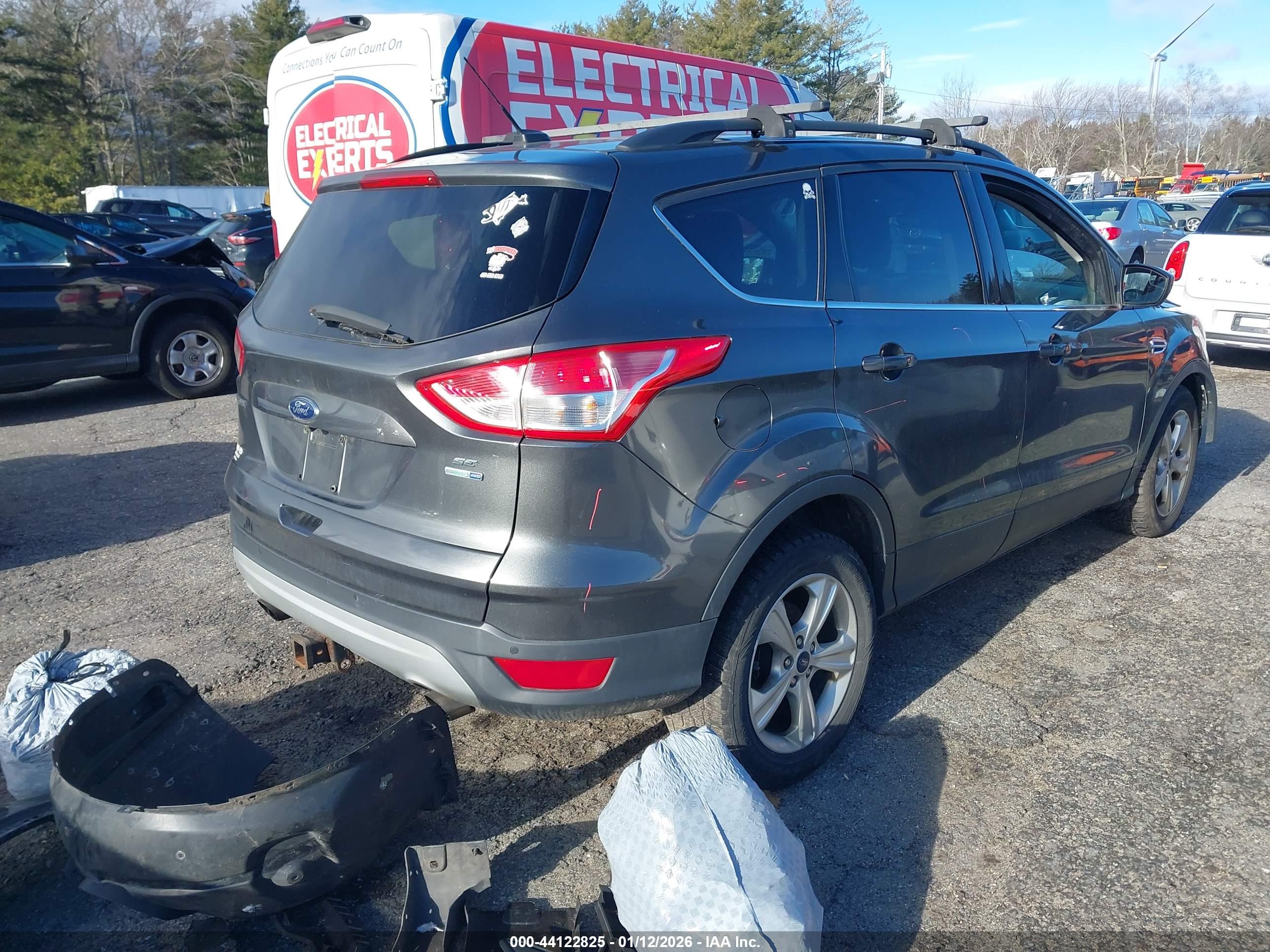 FORD ESCAPE image 4