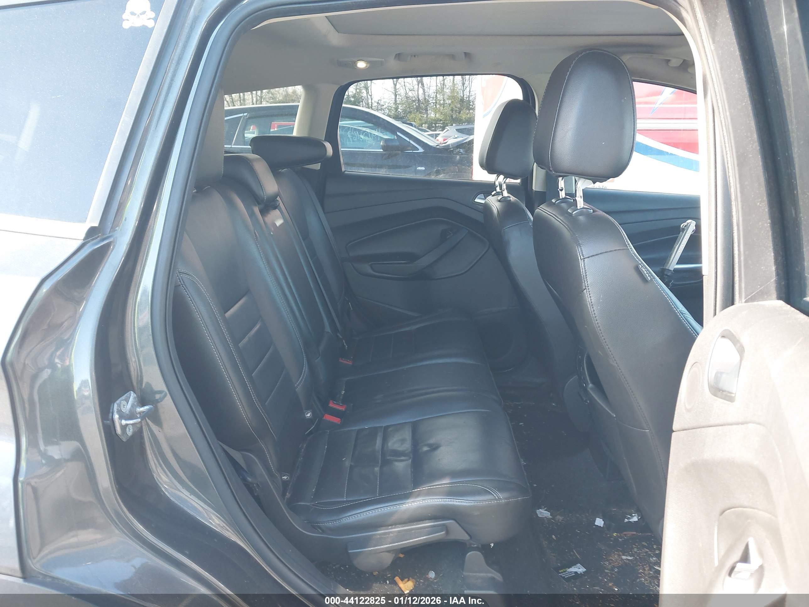FORD ESCAPE image 8