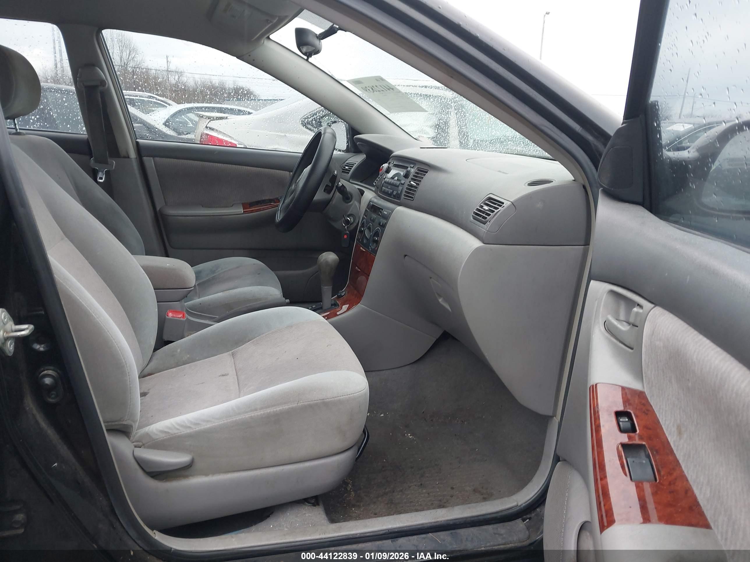 TOYOTA COROLLA image 5