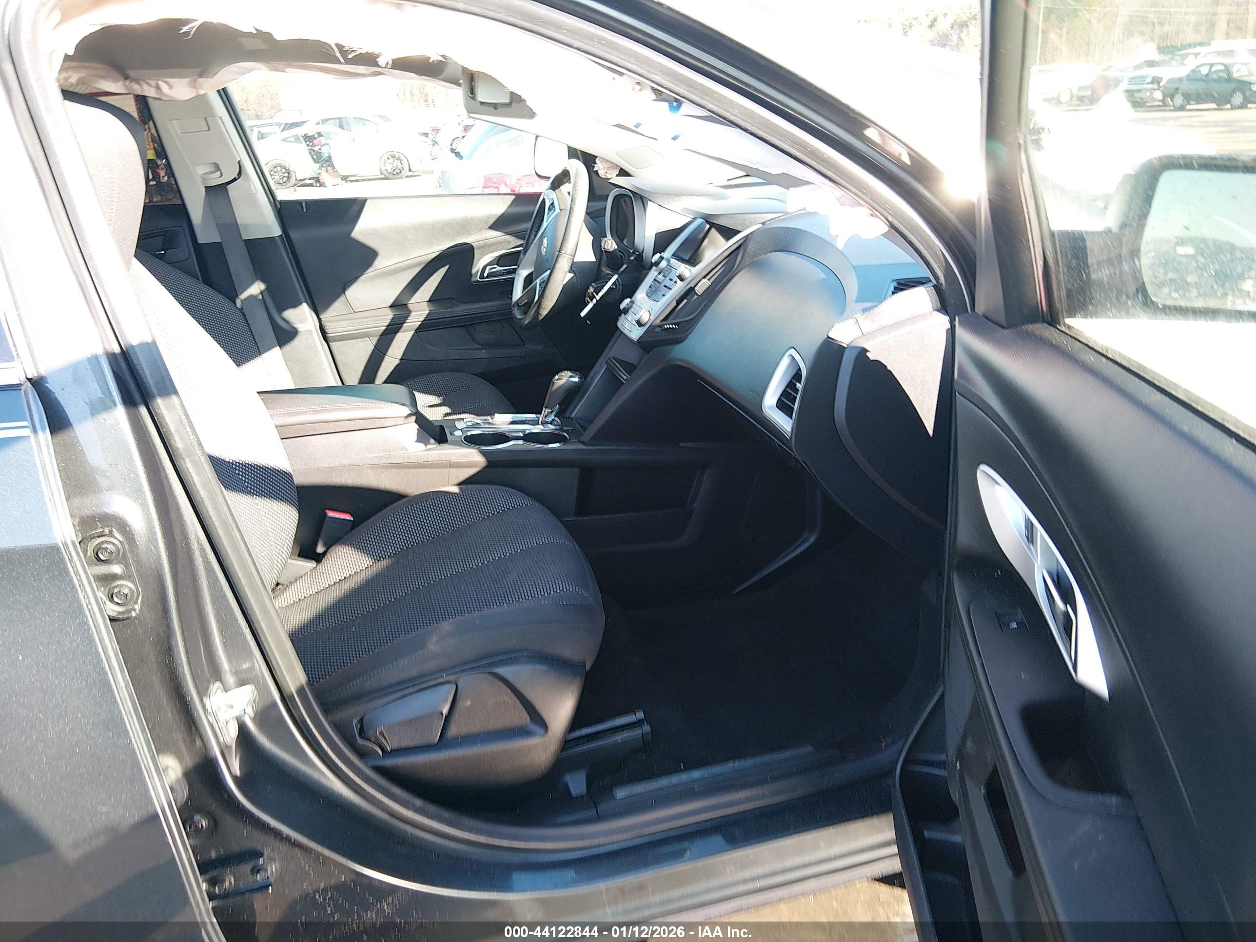CHEVROLET EQUINOX image 5