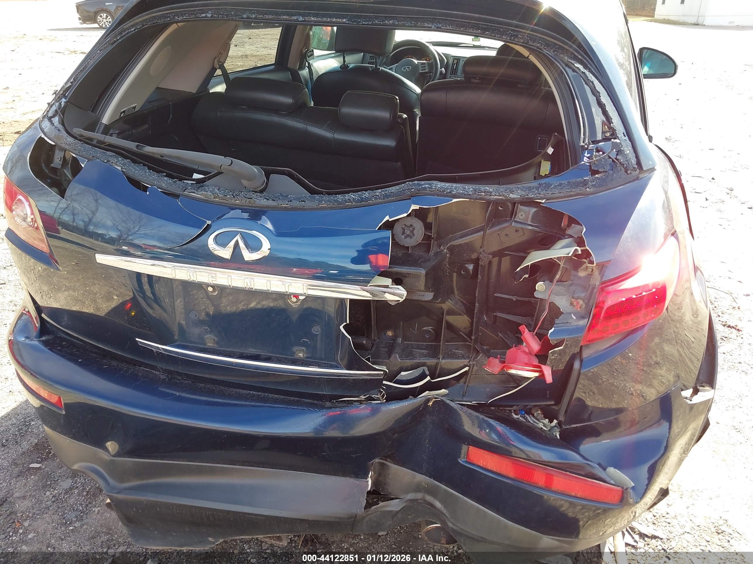 INFINITI FX35 image 6