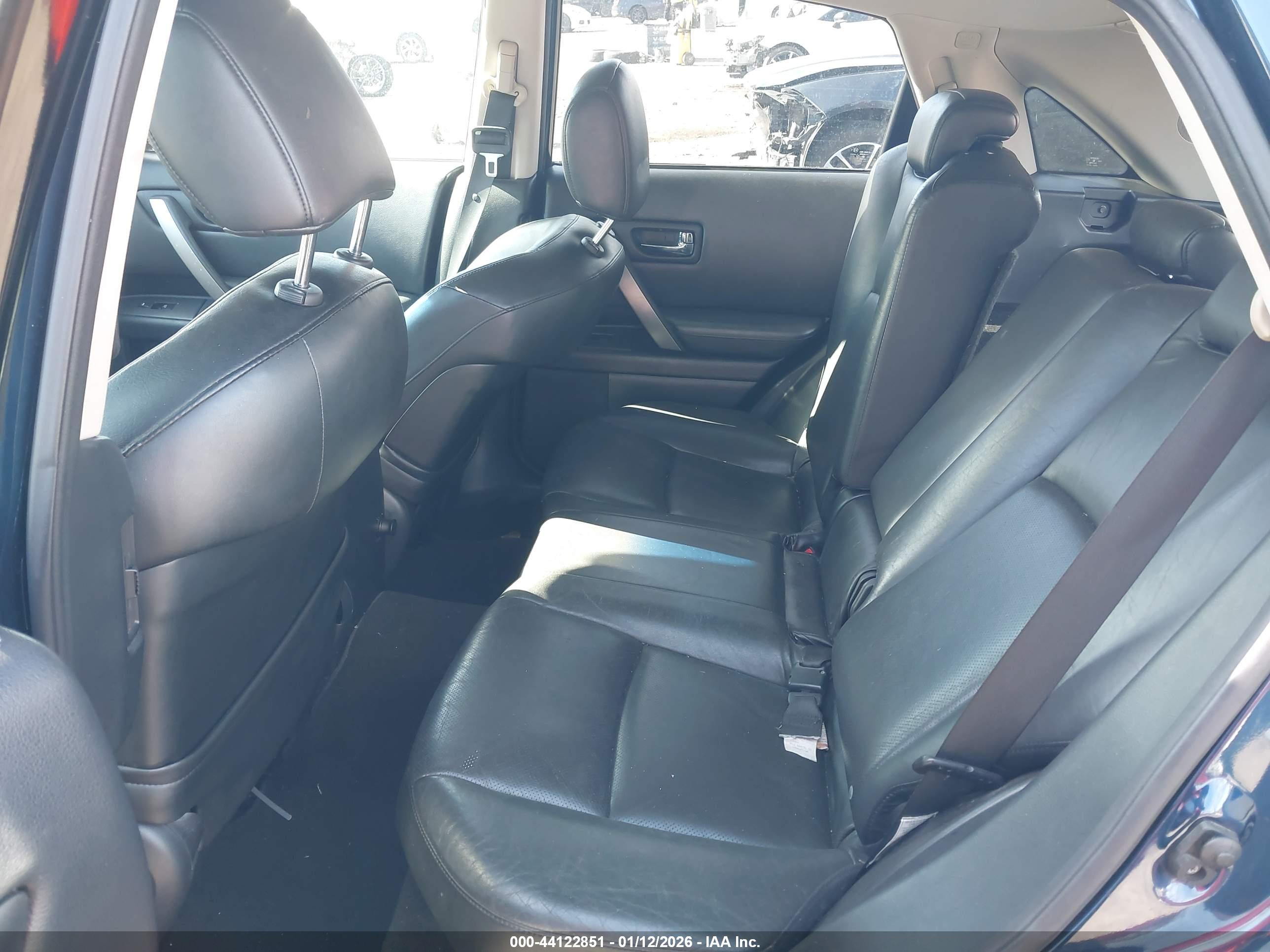 INFINITI FX35 image 8