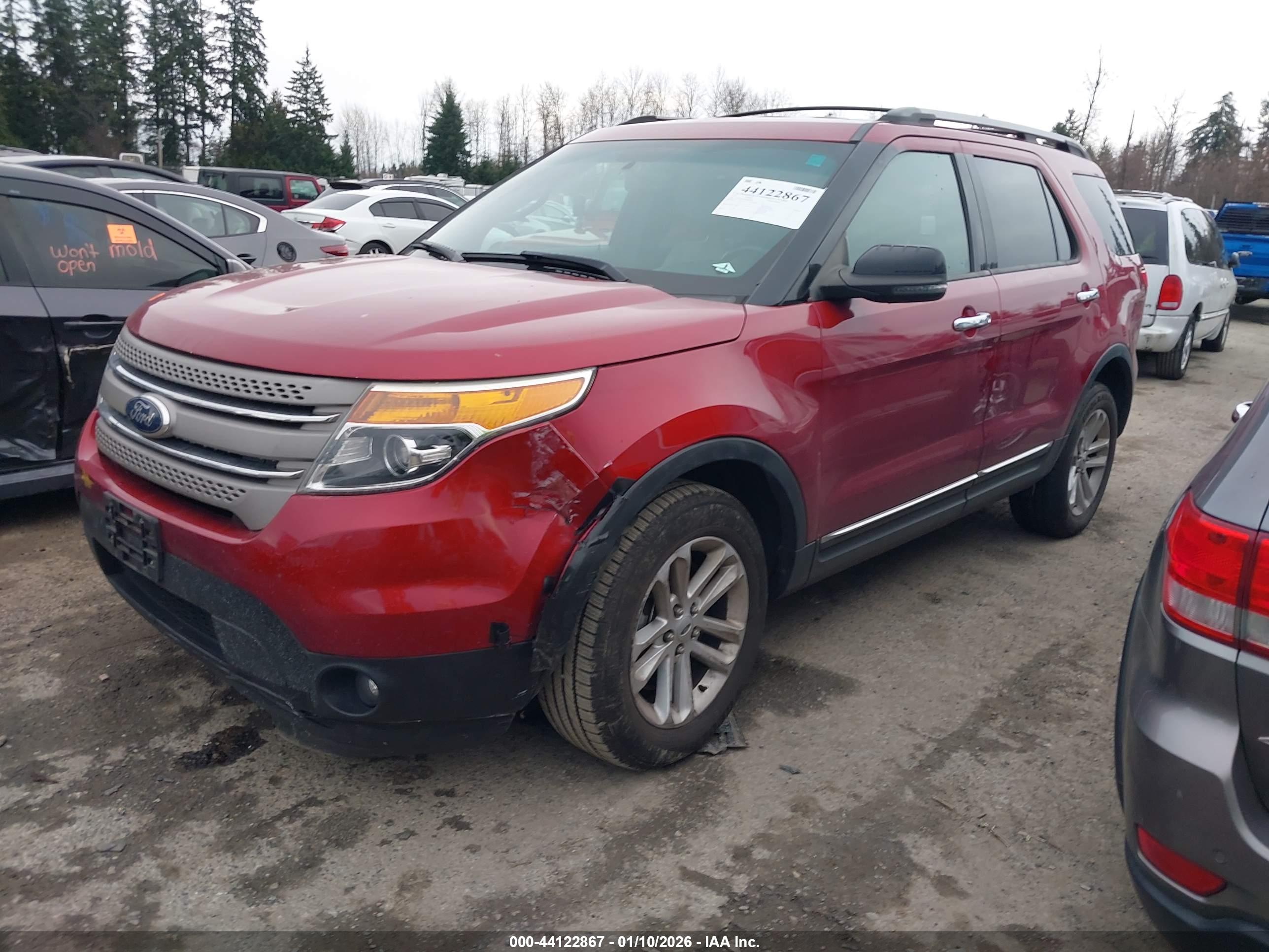 FORD EXPLORER image 2