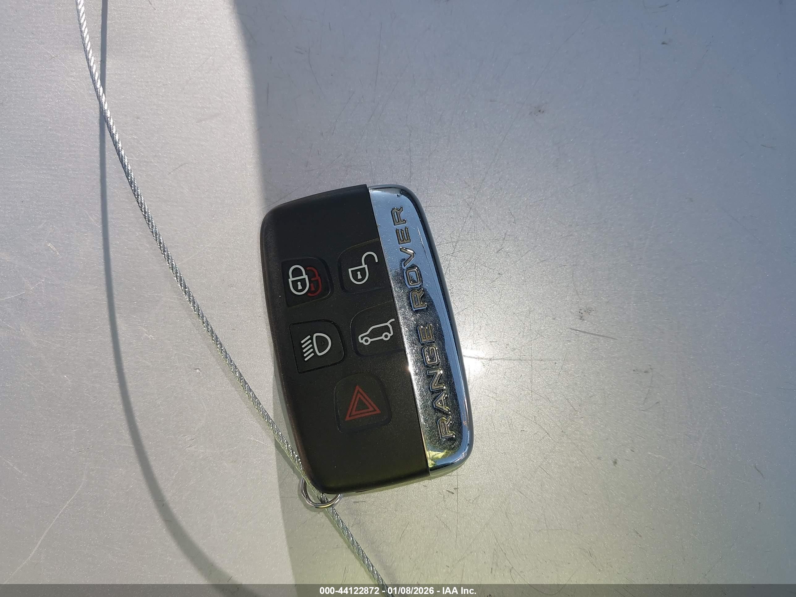 LAND ROVER image 11
