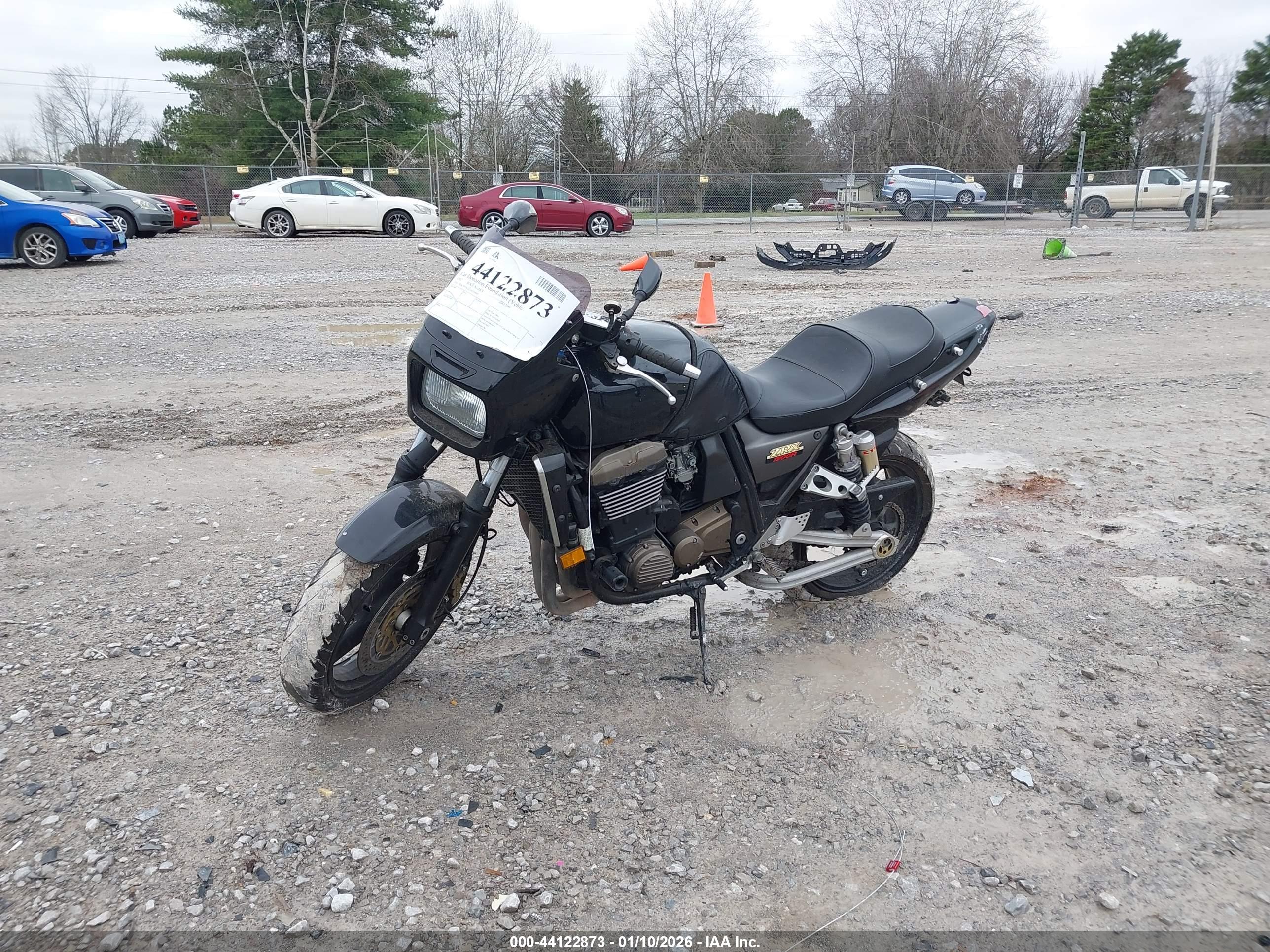 KAWASAKI ZR1200 image 2