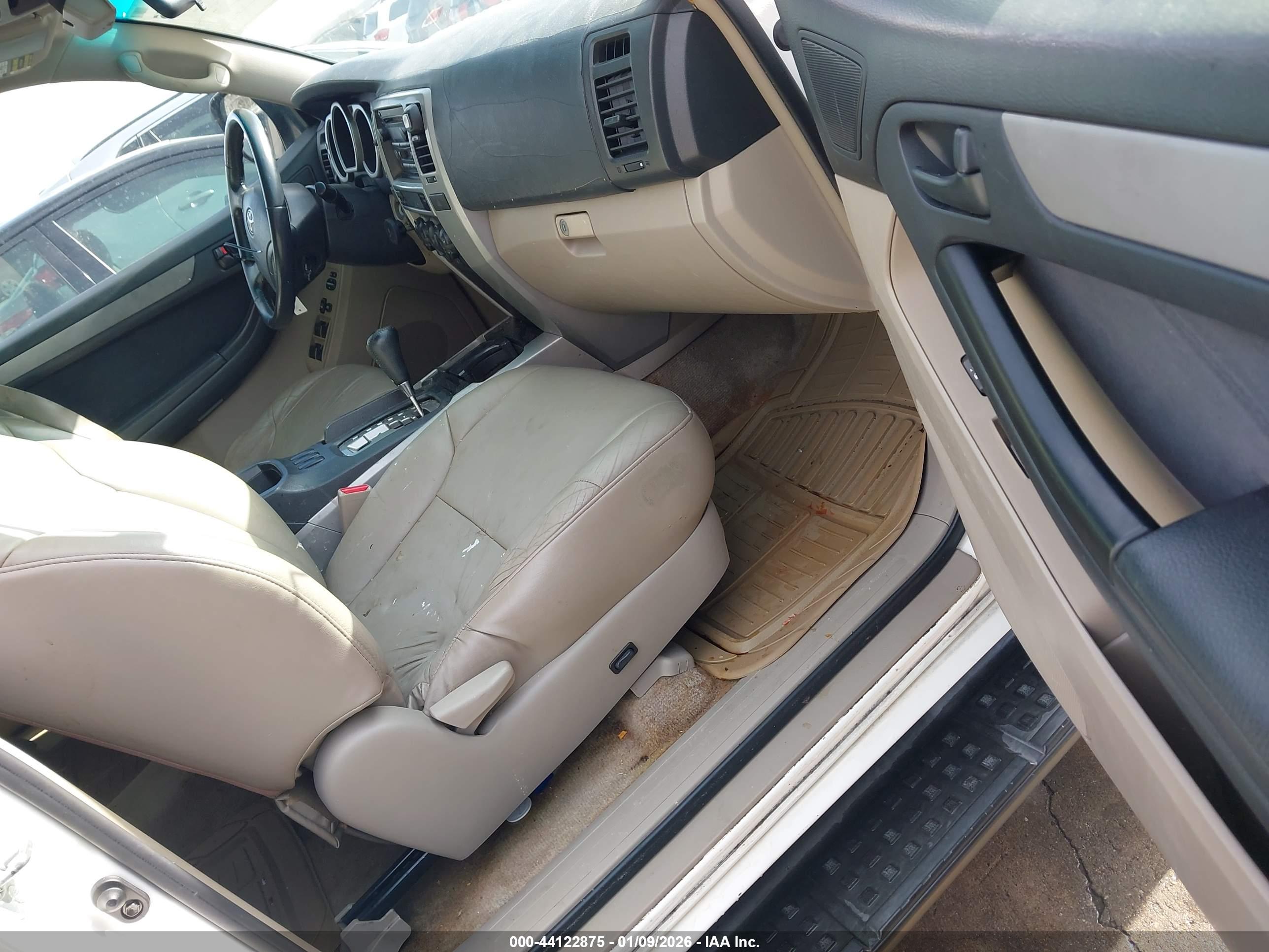 TOYOTA 4RUNNER image 5