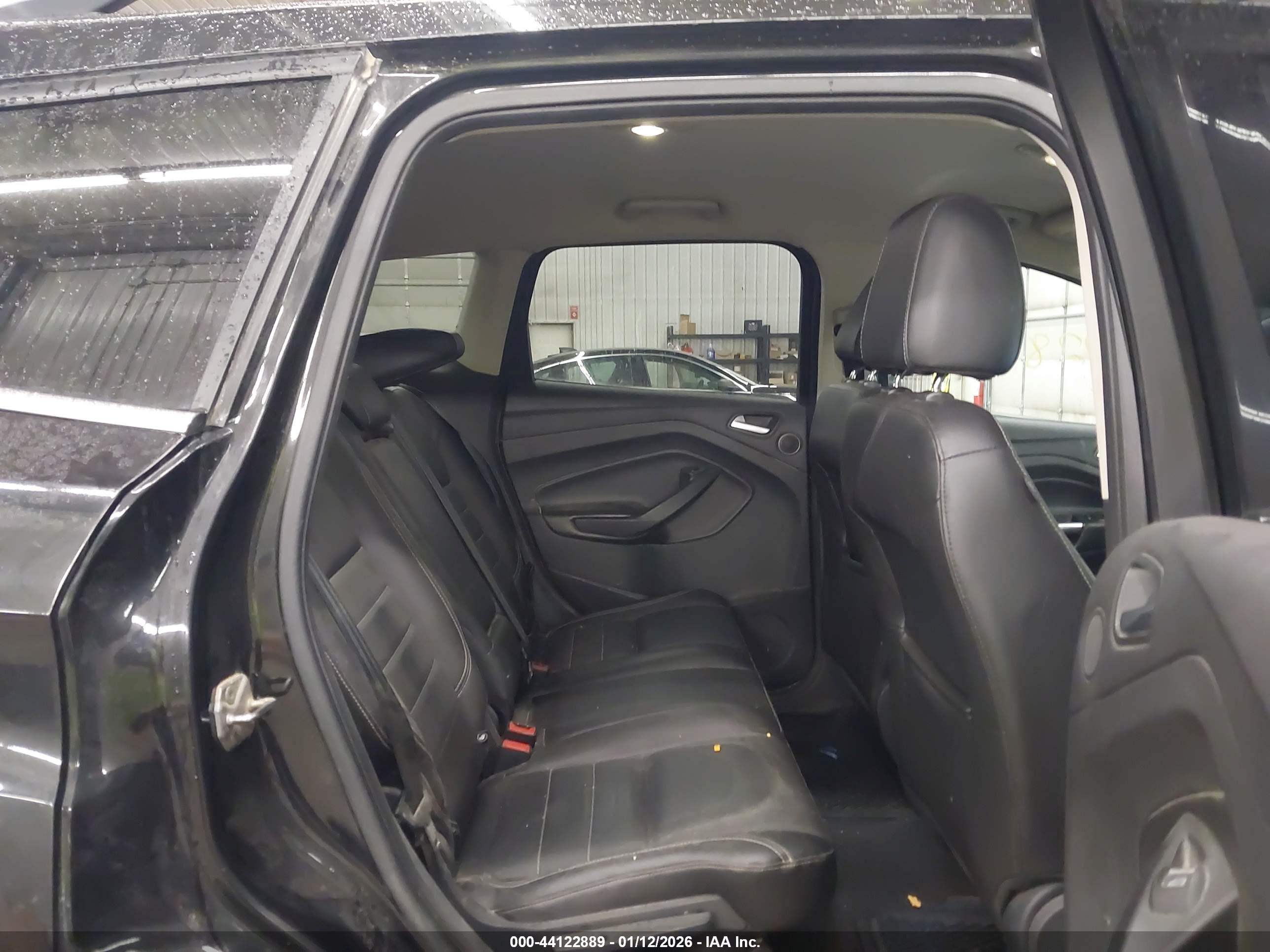 FORD ESCAPE image 8
