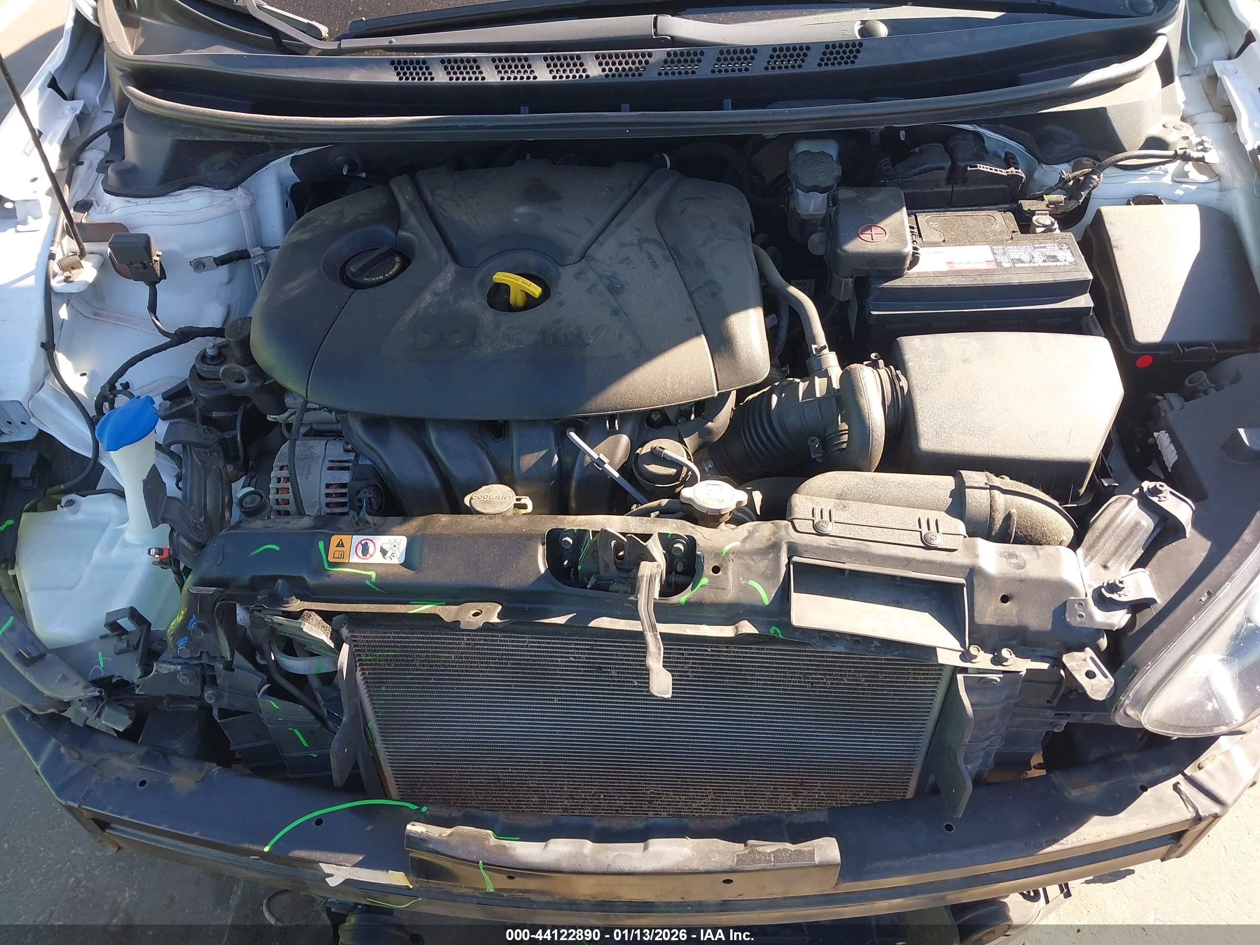 HYUNDAI ELANTRA image 10