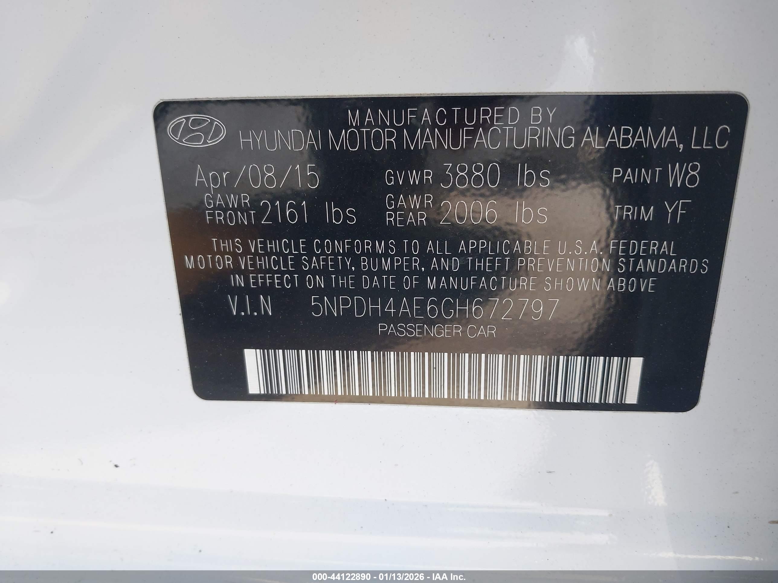 HYUNDAI ELANTRA image 9