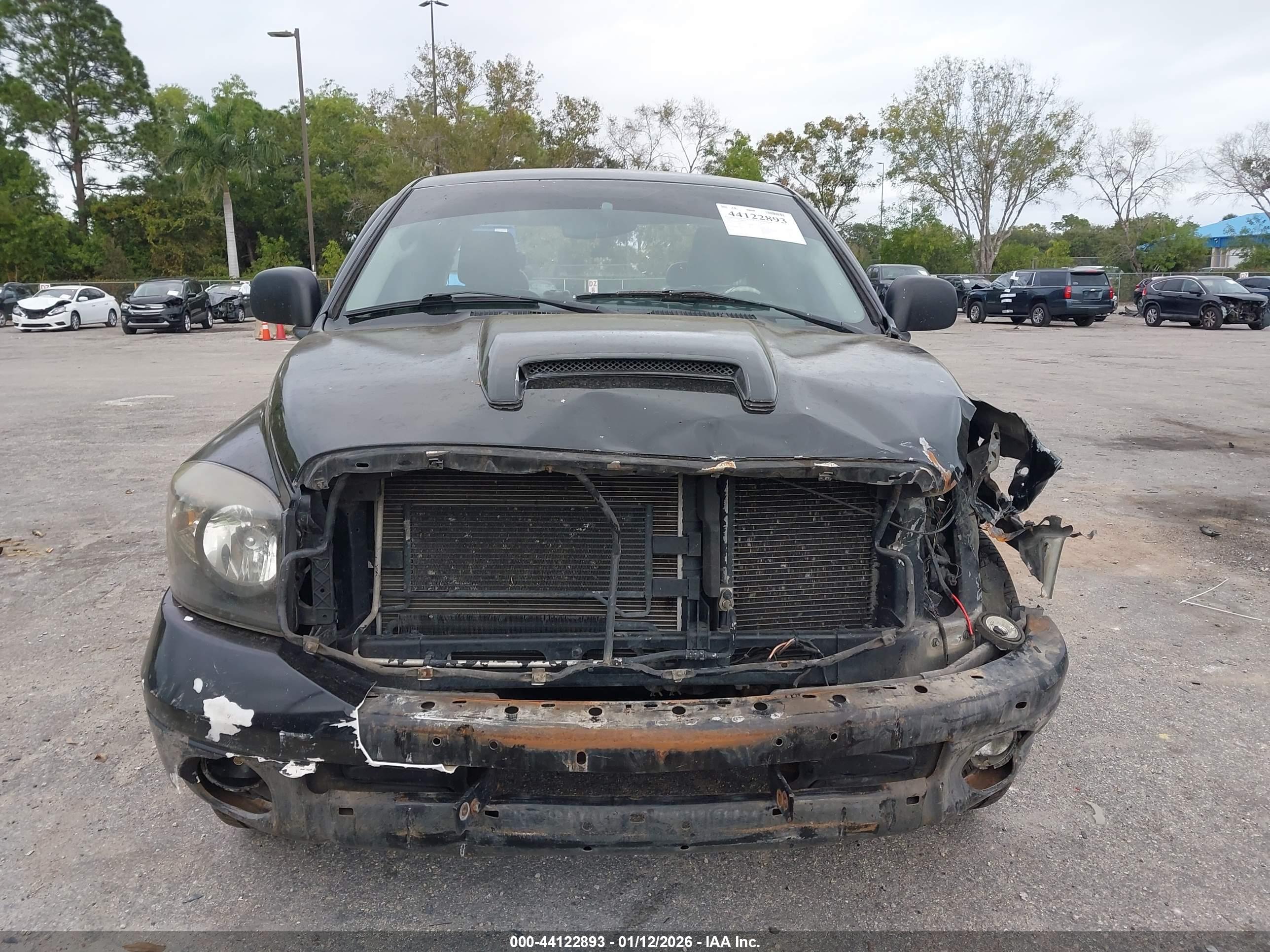 DODGE RAM image 6