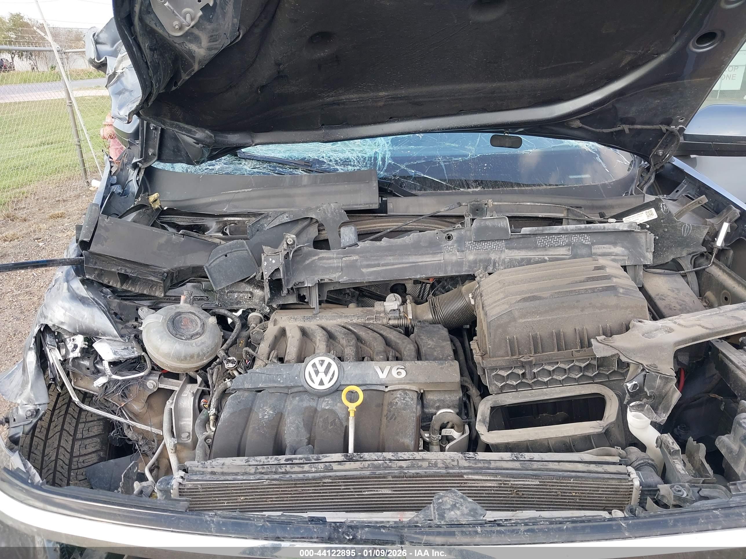 VOLKSWAGEN ATLAS image 10