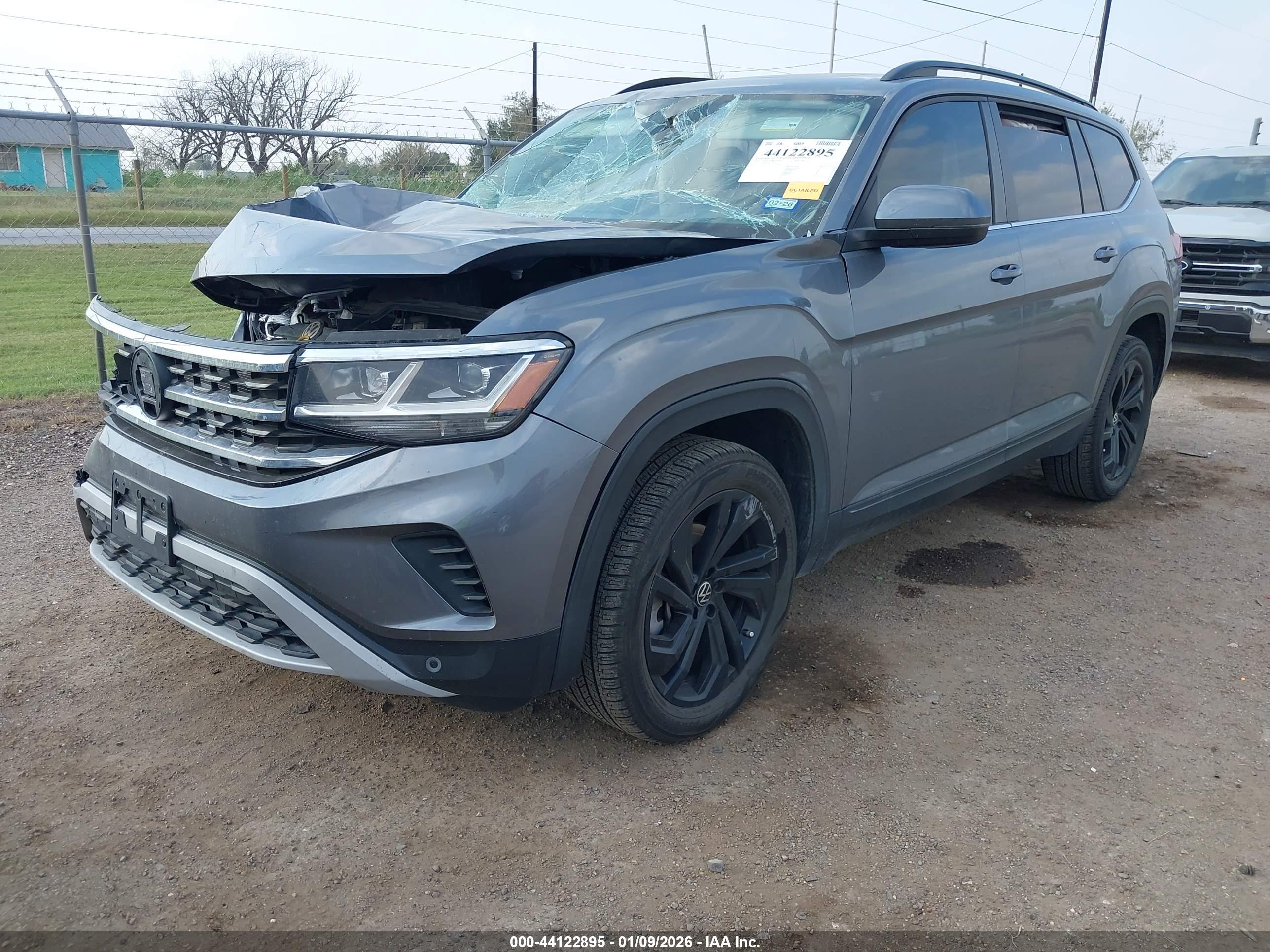 VOLKSWAGEN ATLAS image 2
