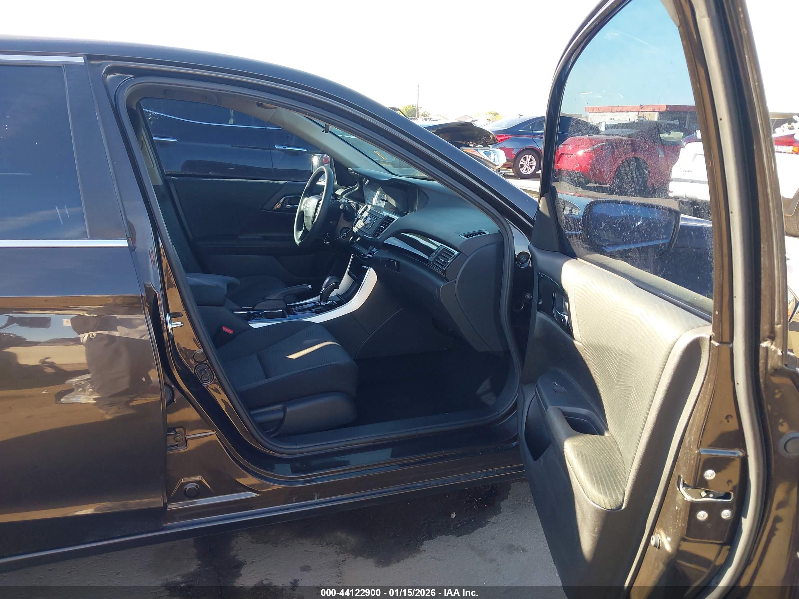 HONDA ACCORD image 5