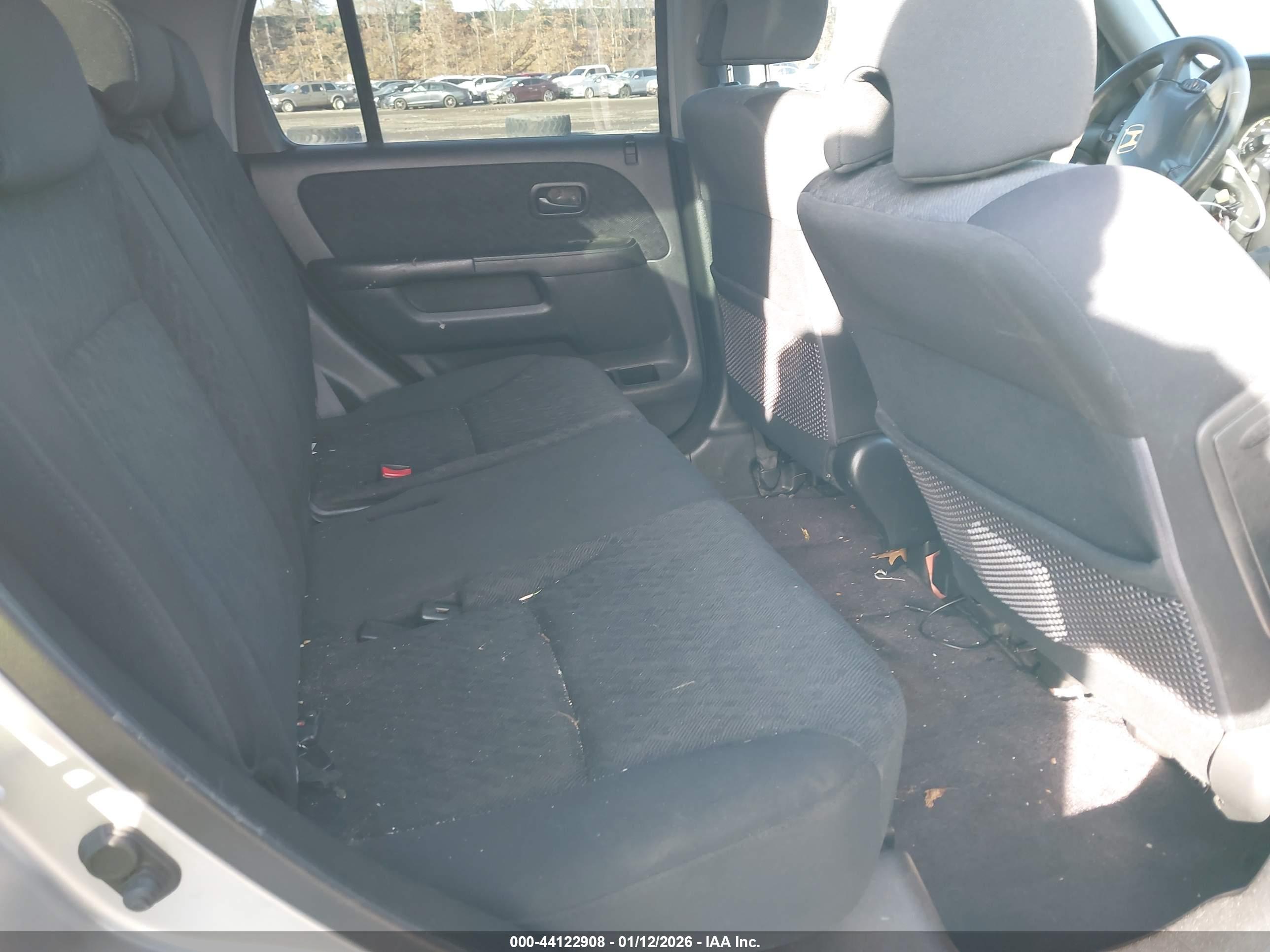 HONDA CR-V image 8