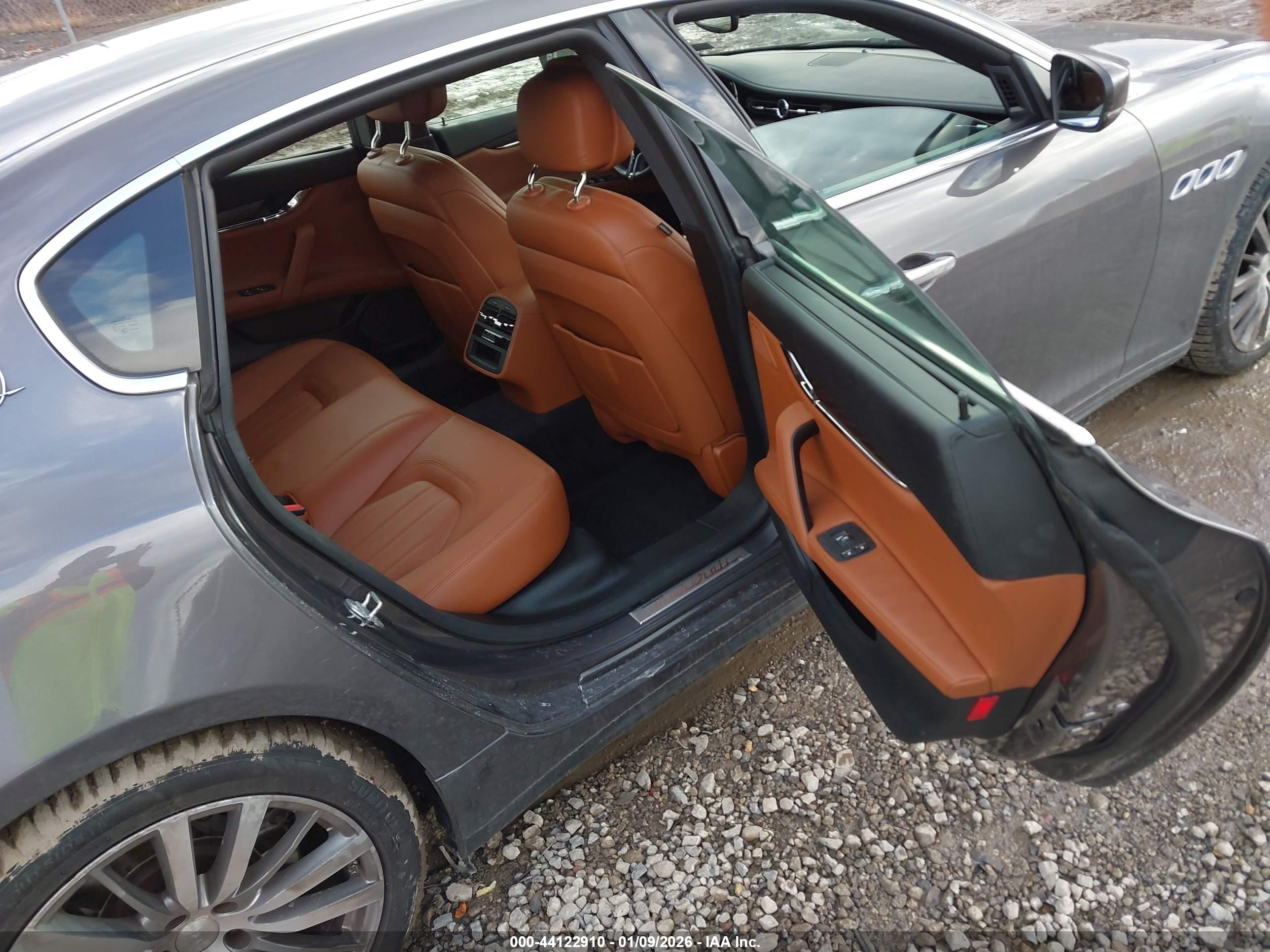 MASERATI QUATTROPORTE image 8